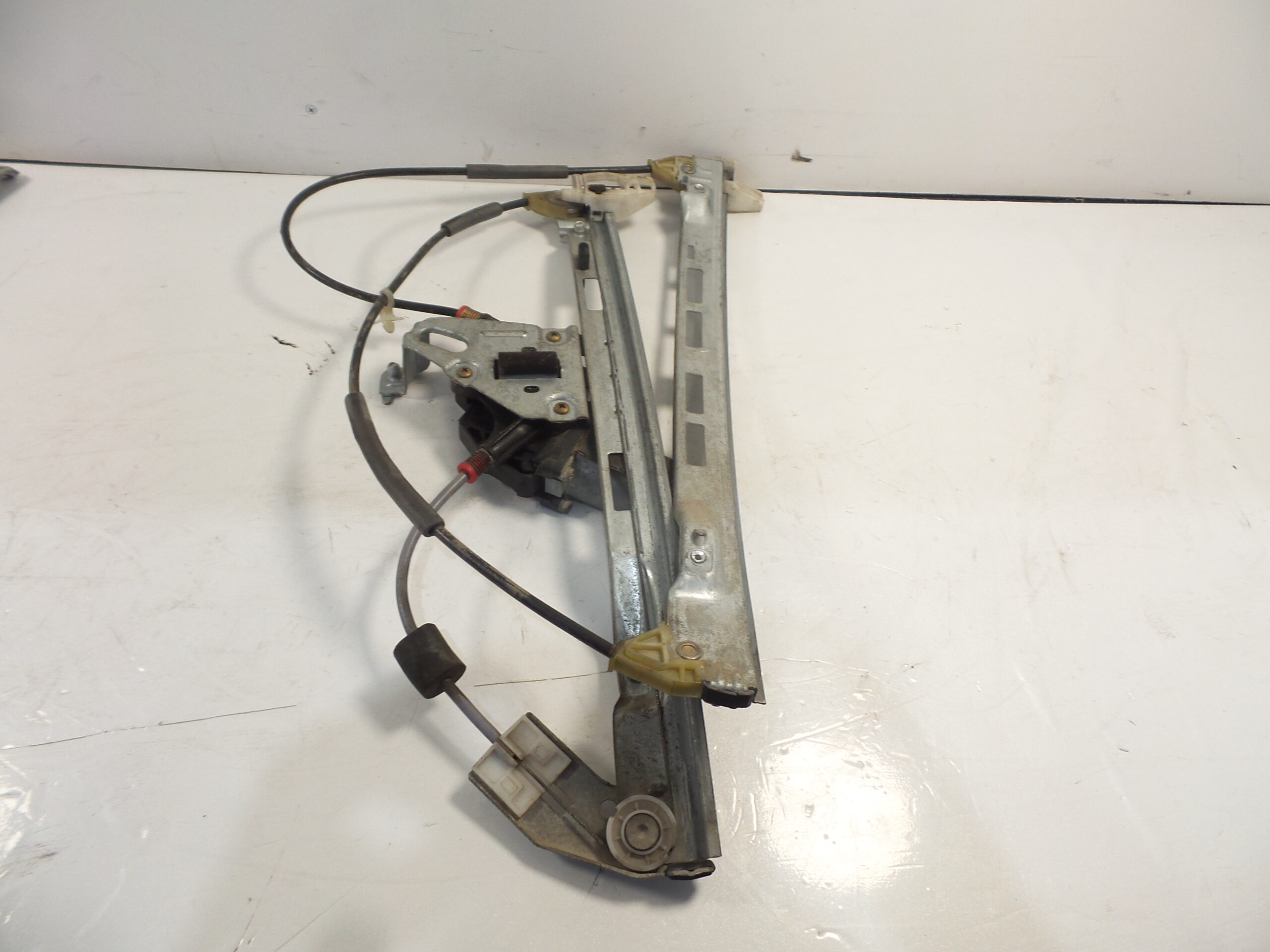 elevalunas_delantero_derecho_peugeot_c15xsaraberlingo_peugeot_607_206