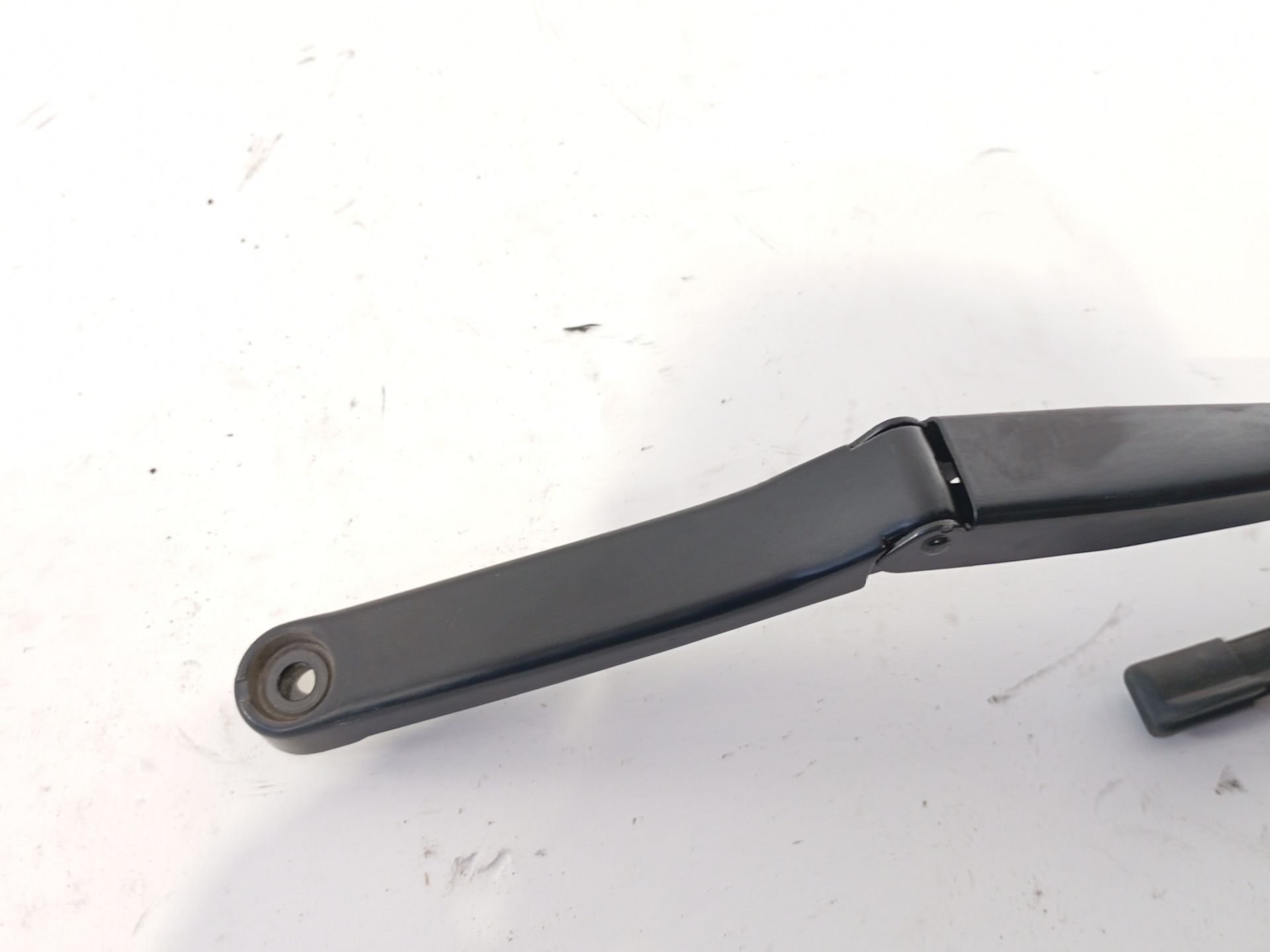 brazo_limpia_delantero_izquierdo_6j1955409_seat_ibiza_iv_sc_6j1_6p5_1_4