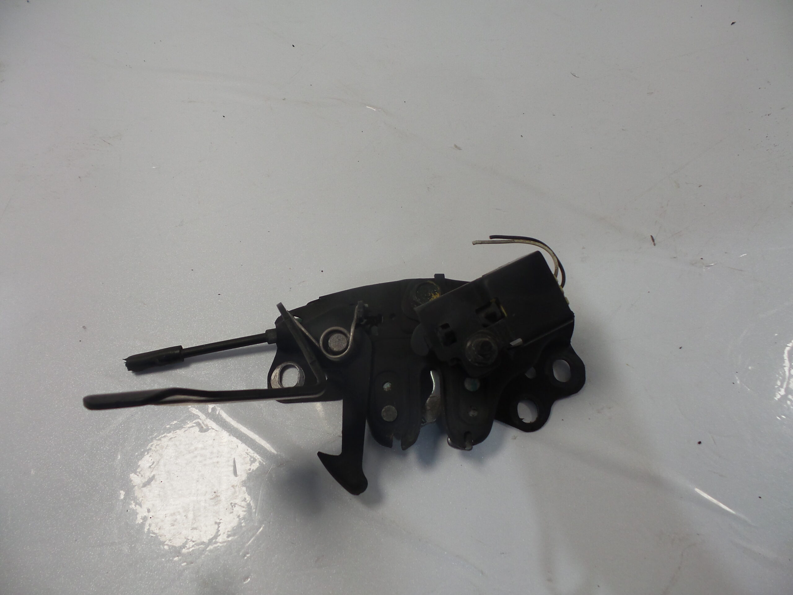 cerradura_capot_656011ka0a_nissan_juke_f15_1_6_dig_t_4x4