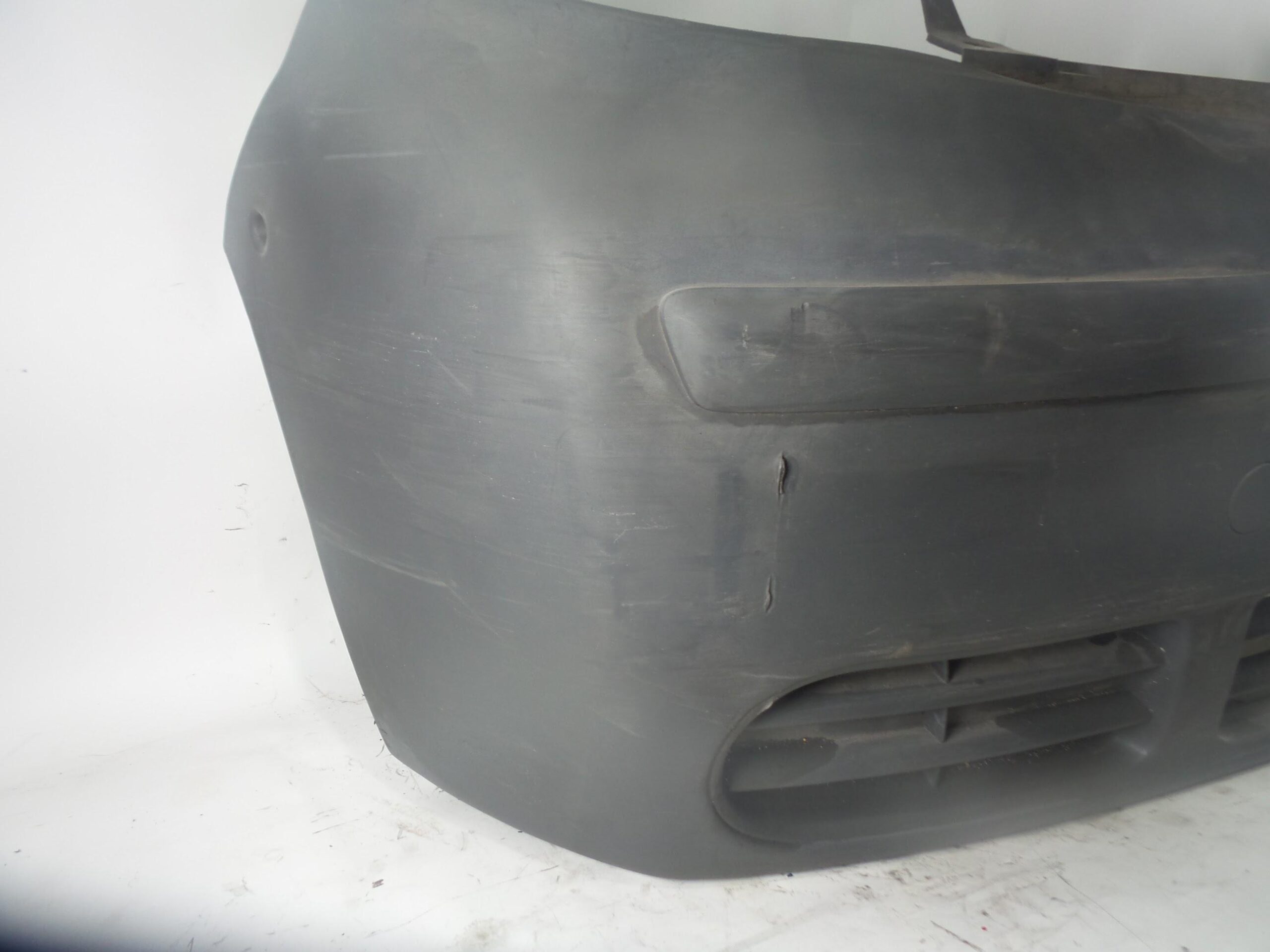 paragolpes_delantero_8200200609_renault_movanovivaro_renaul_master_iitrafic_ii