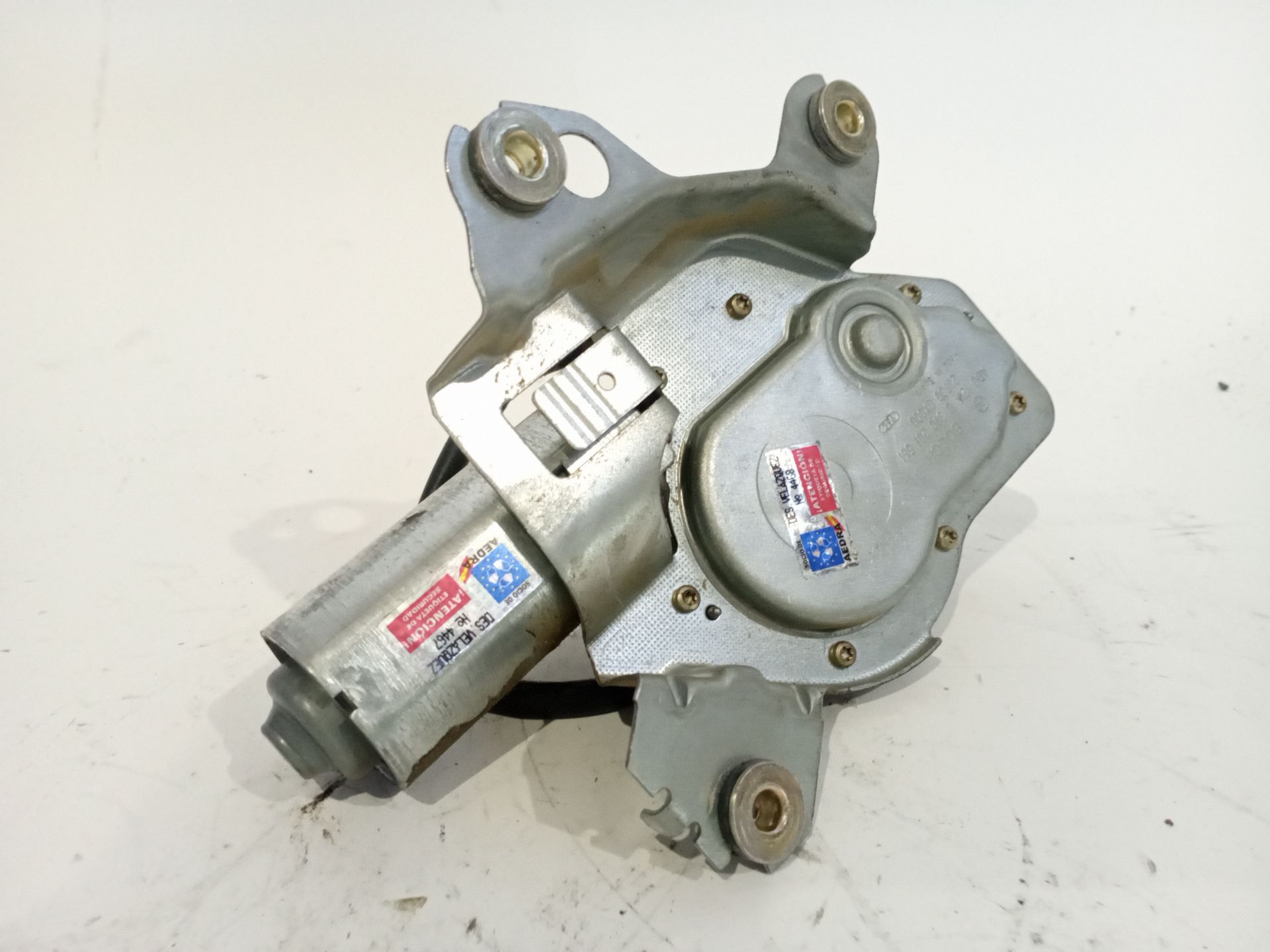 motor_limpia_trasero_287000x000_nissan_terrano_ii_r20_3_0_di_4wd