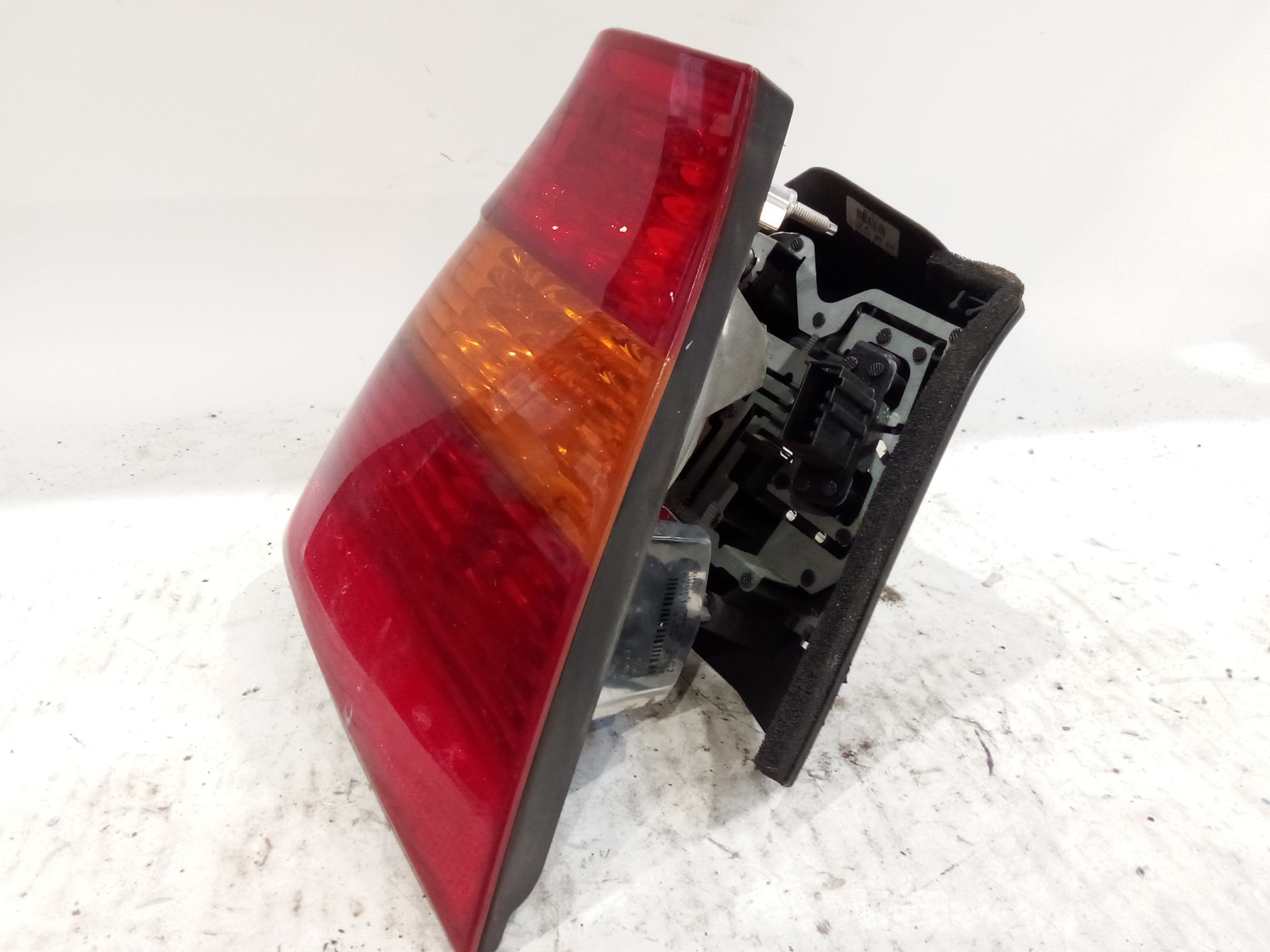 piloto_trasero_izquierdo_exterior_694653301_bmw_e46_berlina