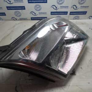 faro_derecho_2t1413008cb_bedford_ford_transit_connect