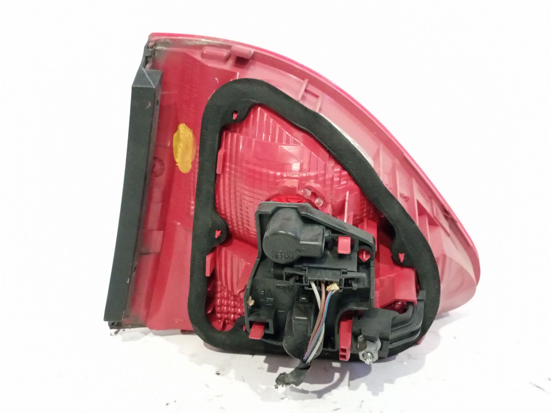 piloto_trasero_izquierdo_interior_3r5945093b_89320231_3r5_945_093_b_seat_exeo_3r2_2_0_tdi