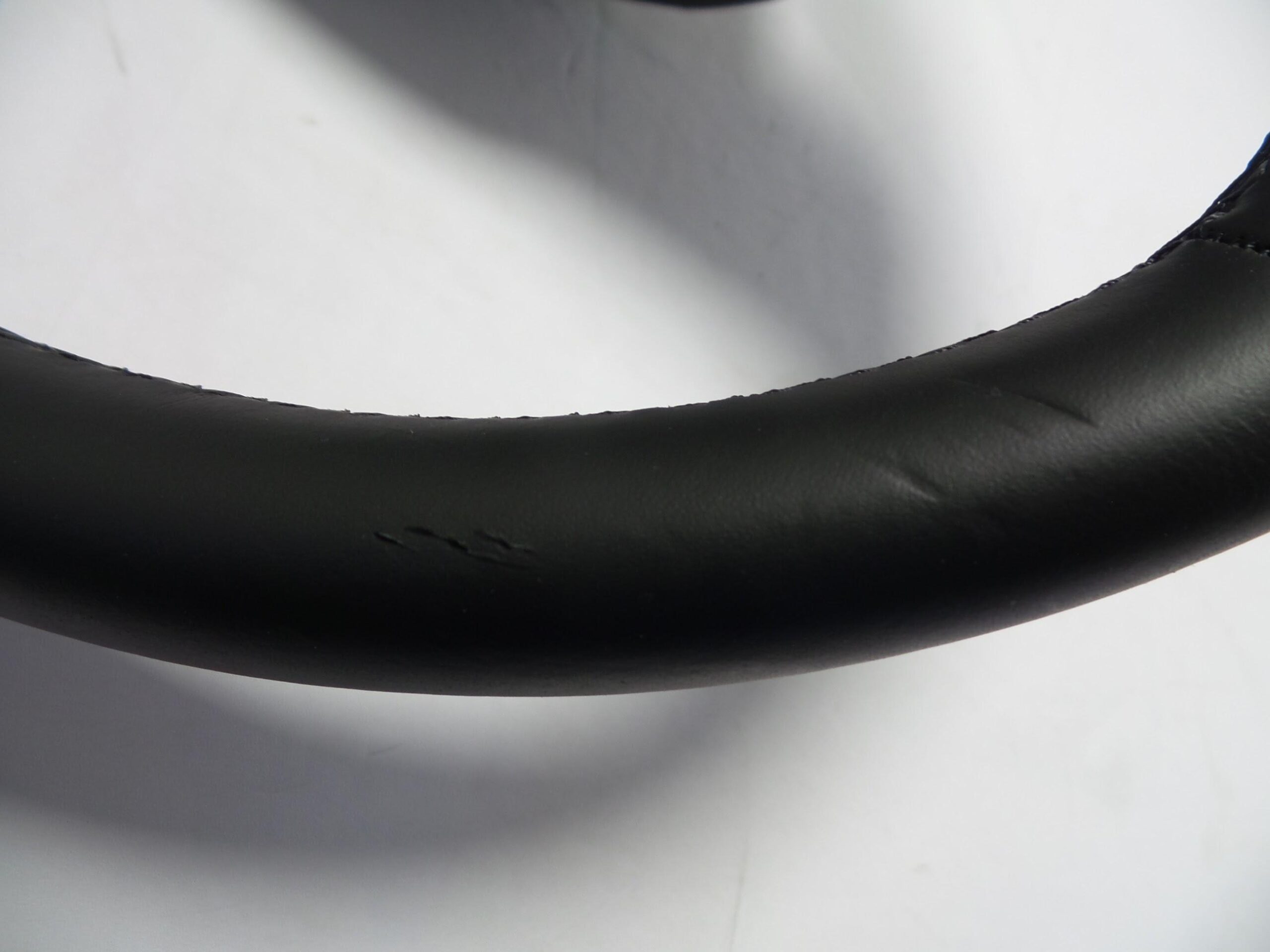 volante_484003952r_631397000e_636899100a_renault_kadjar