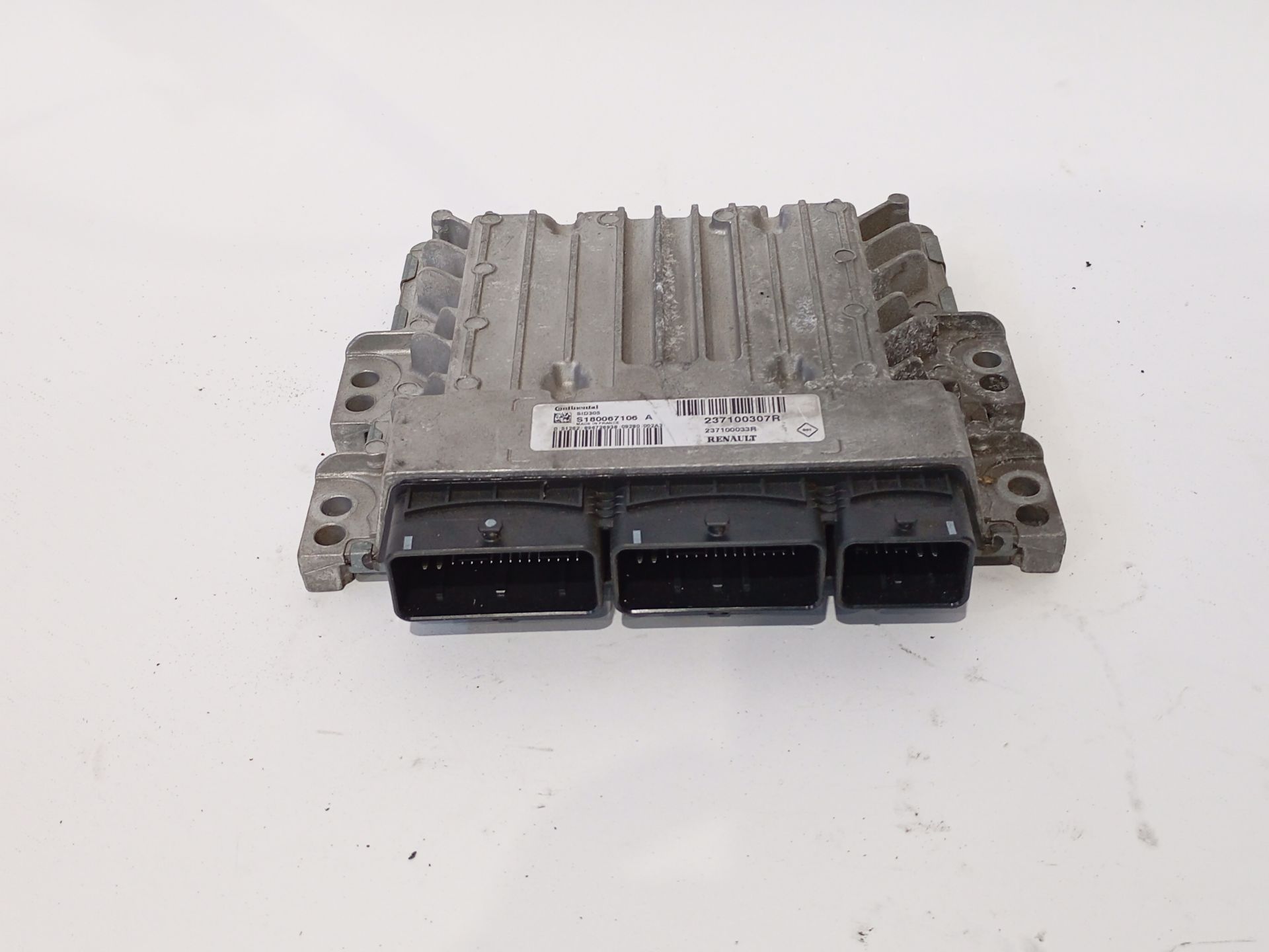 centralita_motor_uce_237100307r_237100033r_s180067106a_renault_megane_grand_tour