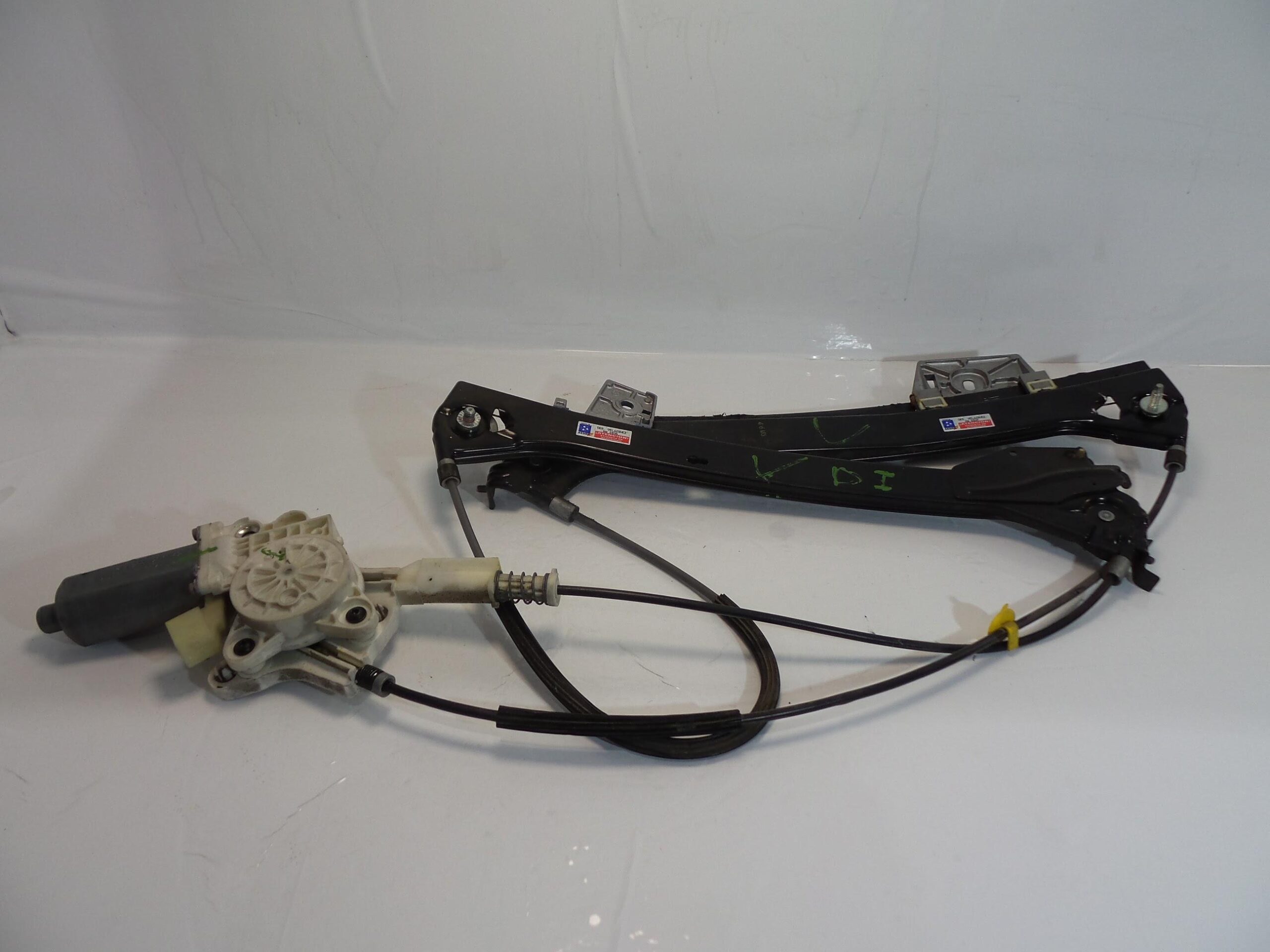 elevalunas_delantero_izquierdo_electrico_a2308201042_mercedes_benz_clk_c209_clk_270_cdi_209_316