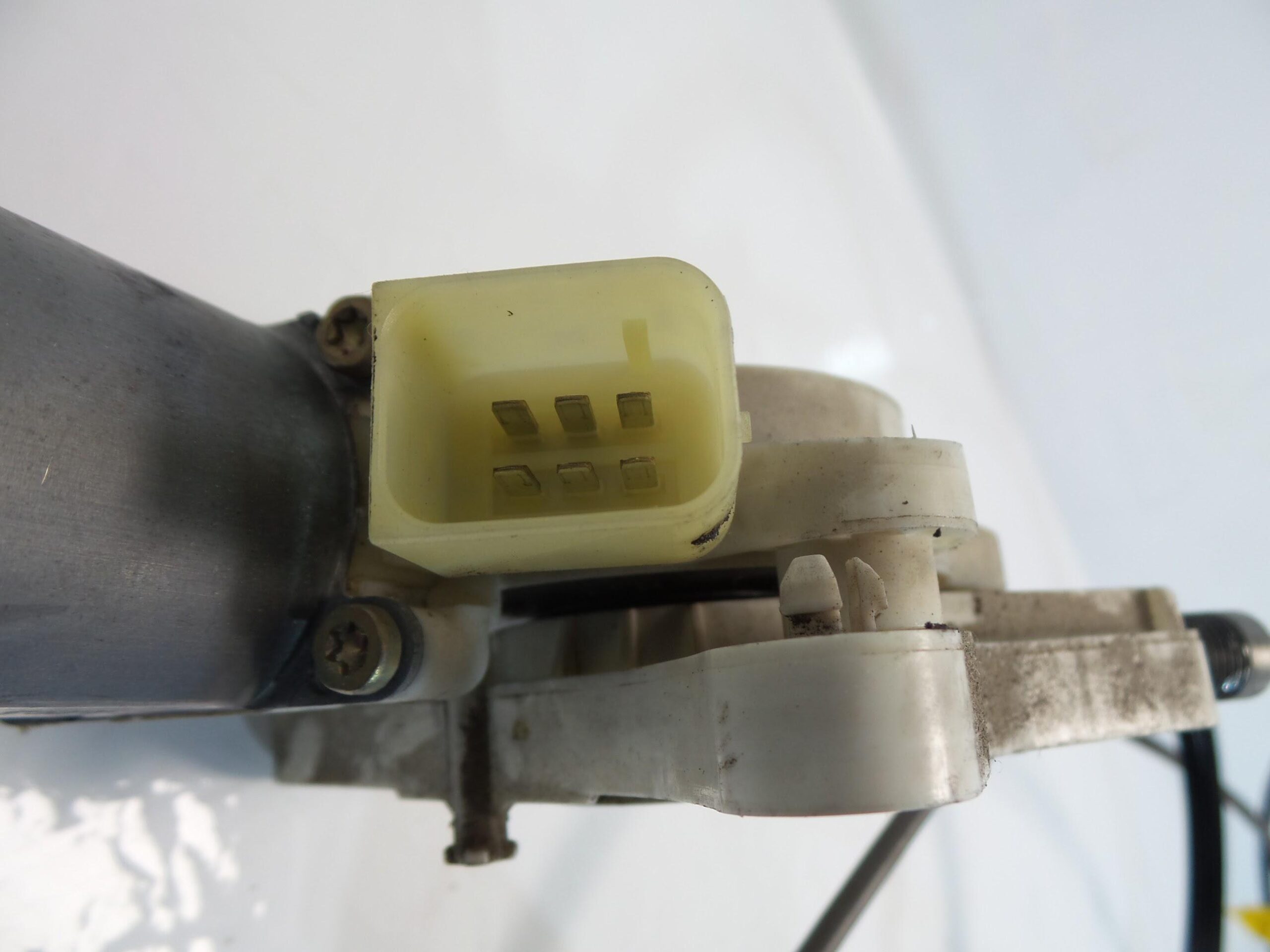 elevalunas_delantero_izquierdo_electrico_a2308201042_mercedes_benz_clk_c209_clk_270_cdi_209_316