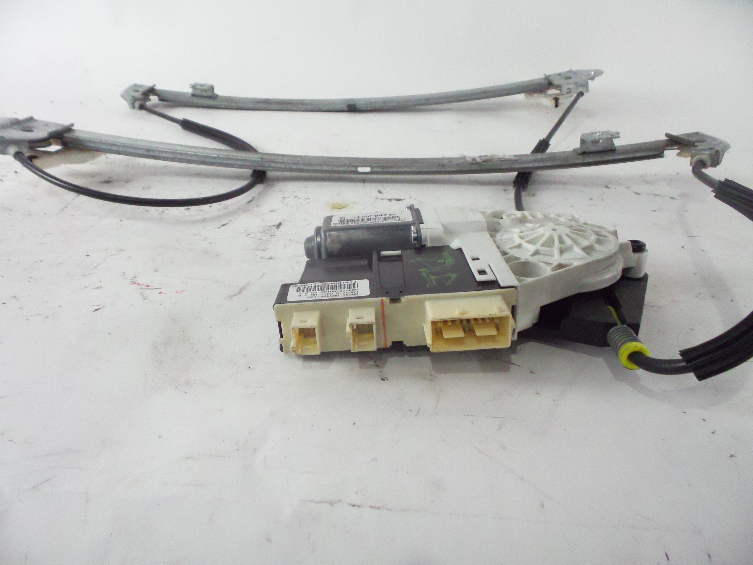 maneta_elevalunas_delantero_izquierdo_964779100_peugeot_scudocitr_n_jumpypeugeot_807_experttoyota_proace