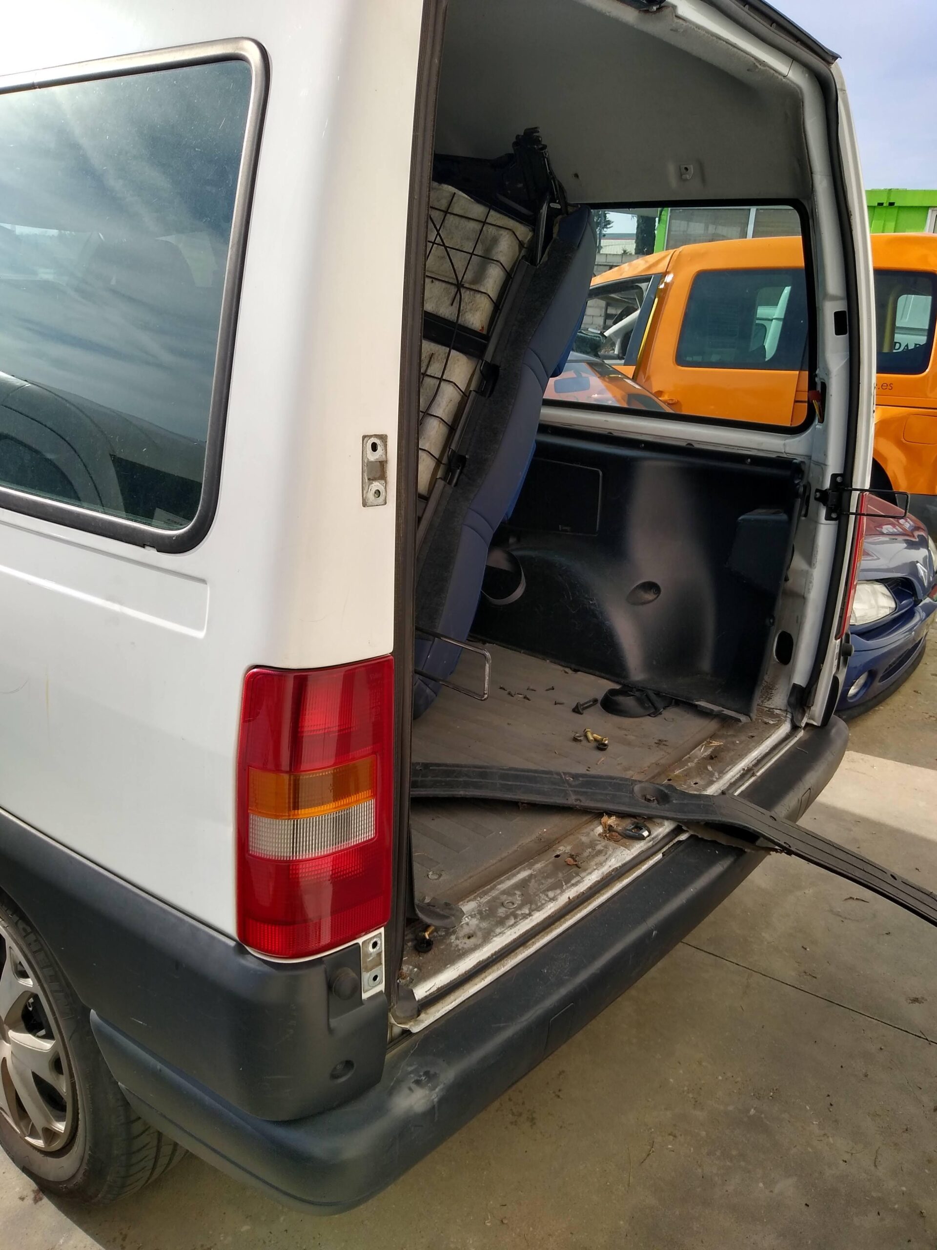 transmision_delantera_izquierda_peugeot_scudocitr_n_jumpypeugeot_807_experttoyota_proace