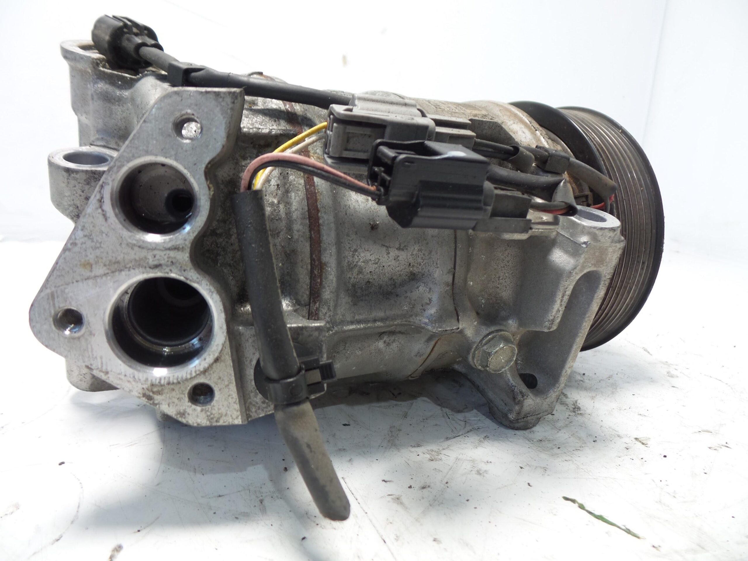 compresor_aire_suspension_926001268r_1604110504_renault_megane_iv_fastback