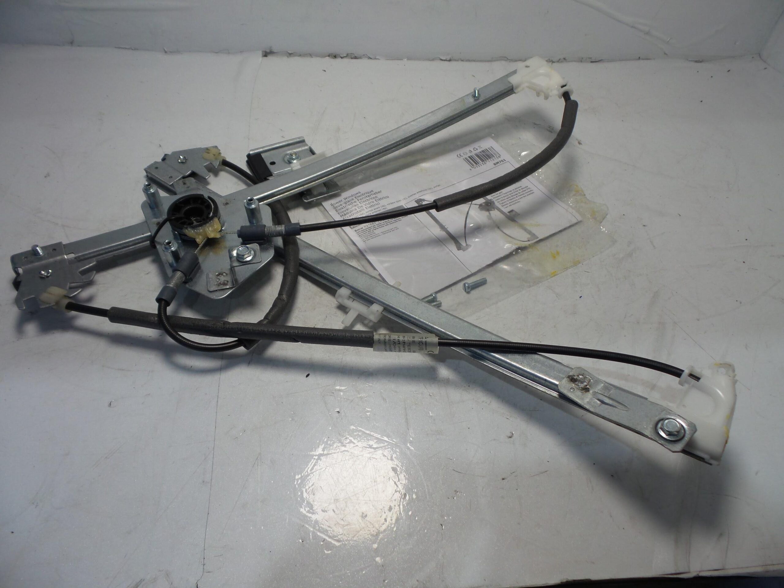 maneta_elevalunas_delantero_izquierdo_zrbm701l51333448249_bmw_x3_e83