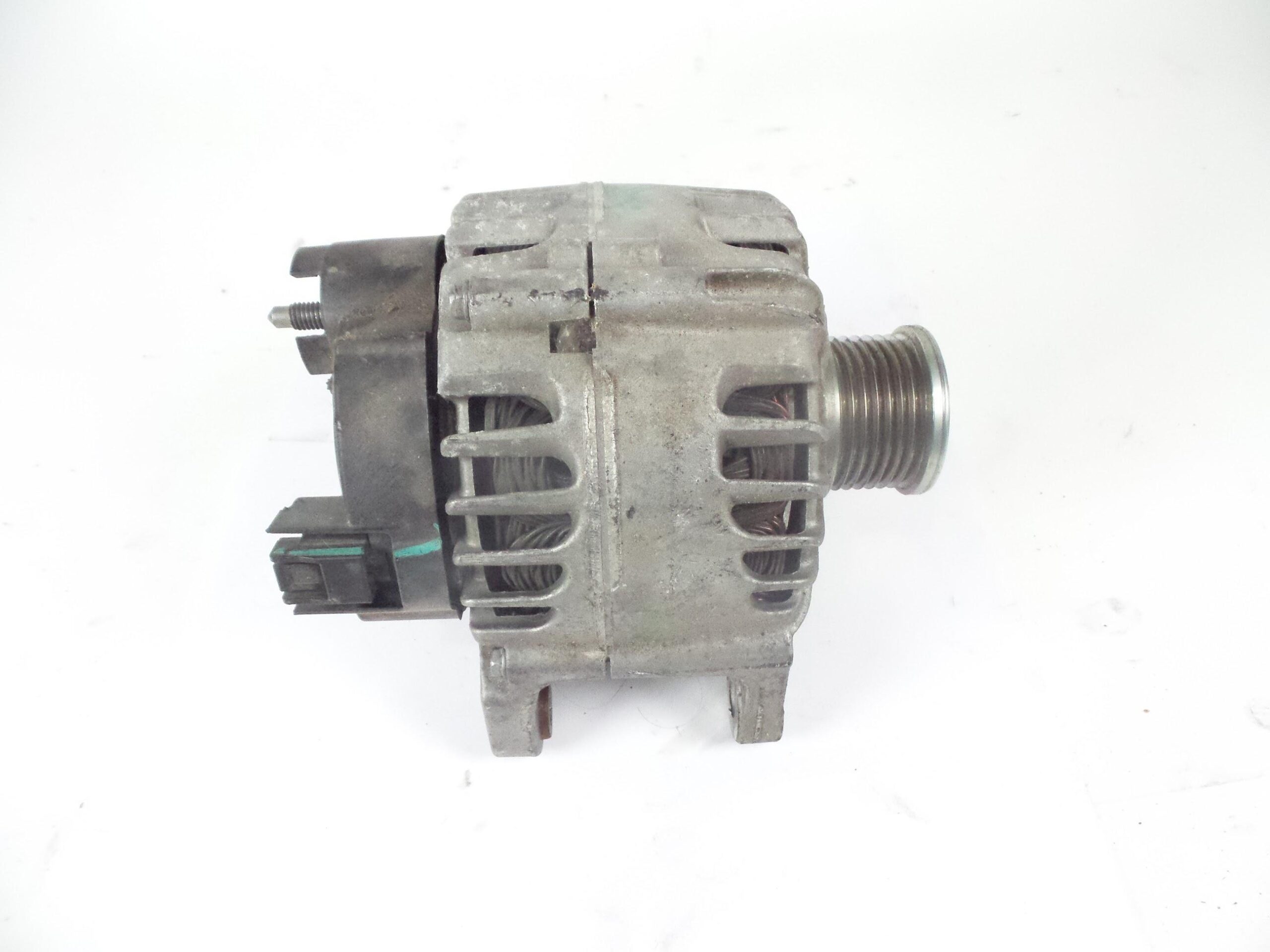 alternador_231006007r_renault_capturclio_ivdacia_sanderodokkerlodgylogan_sandero