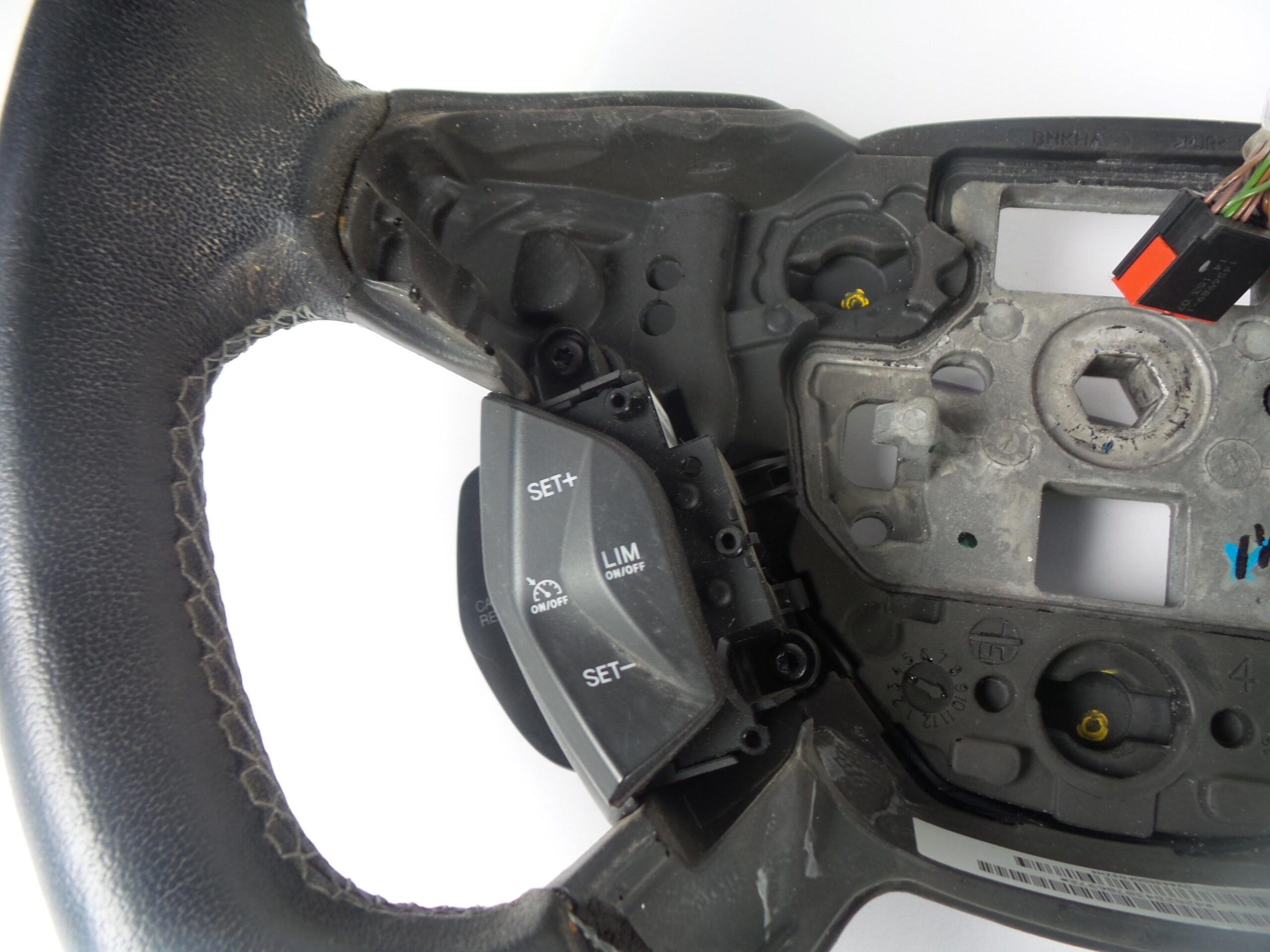 volante_dv443600fd3zhe_ford_kuga_ii_dm2_2_0_tdci_4x4