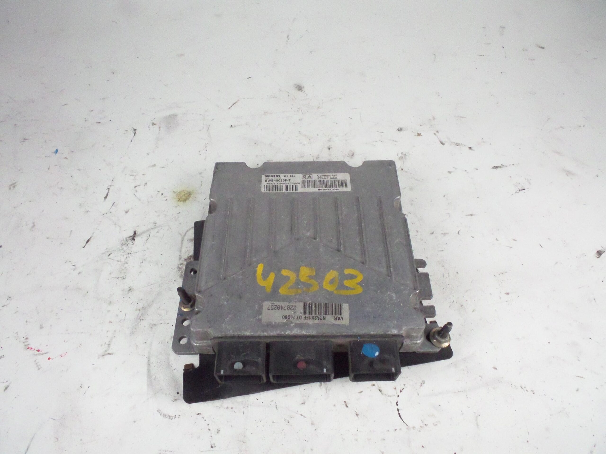 centralita_motor_uce_9644302380_hw9644302380_sw9647166880_5ws40023f_t_citr_n_c15xsaraberlingo_peugeot_607_206