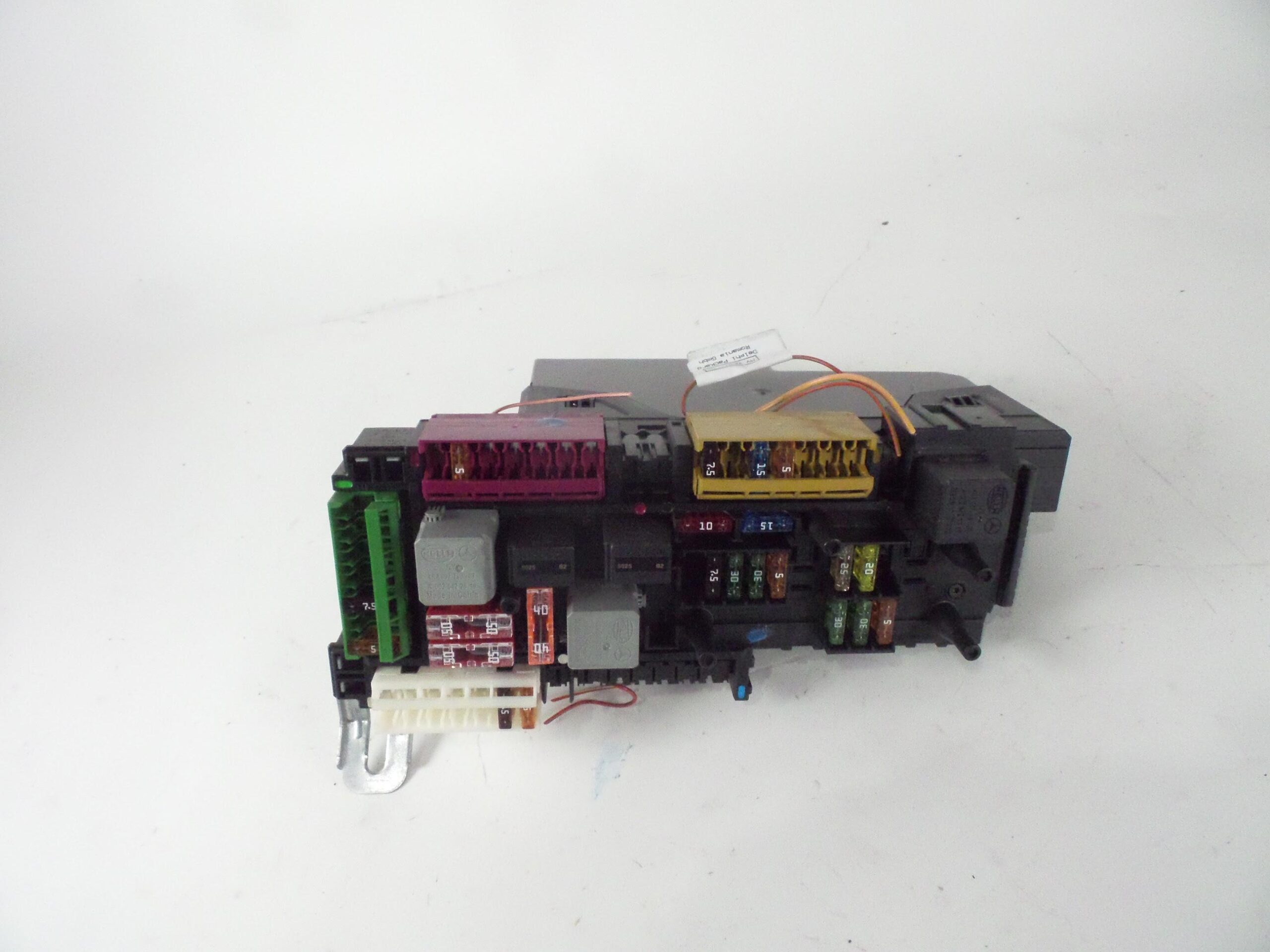 caja_reles_fusibles_a2129003922_mercedes_benz_clase_e_c207