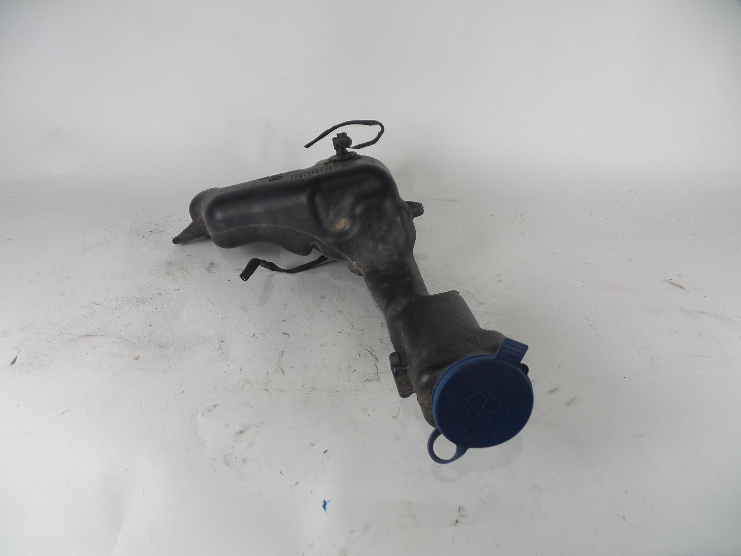 deposito_limpia_a2048601560_mercedes_benz_clase_e_c207