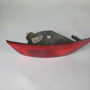 piloto_trasero_izquierdo_exterior_cn1515k273ac_bedford_kuga_ii