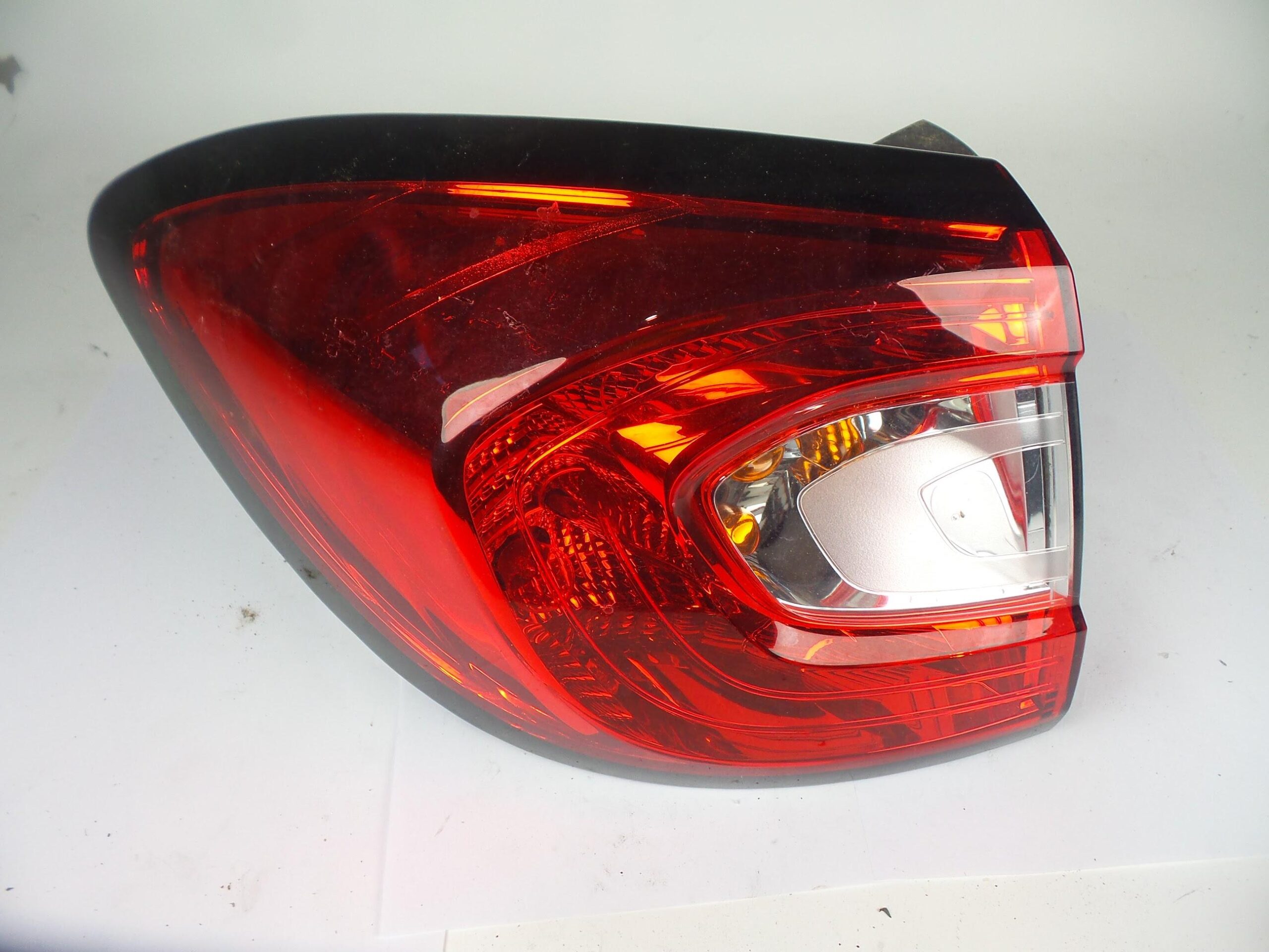 piloto_trasero_izquierdo_exterior_0286304167_renault_megane_iv_hatchback_b9a_m_n_1_3_tce_140_b9nb