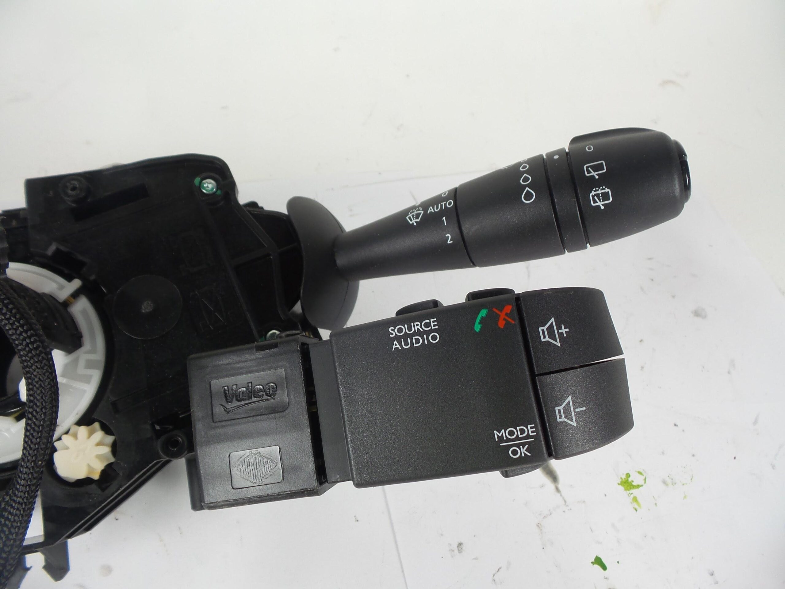 mando_multifuncion_255678341r_renault_megane_iv_hatchback_b9a_m_n_1_3_tce_140_b9nb