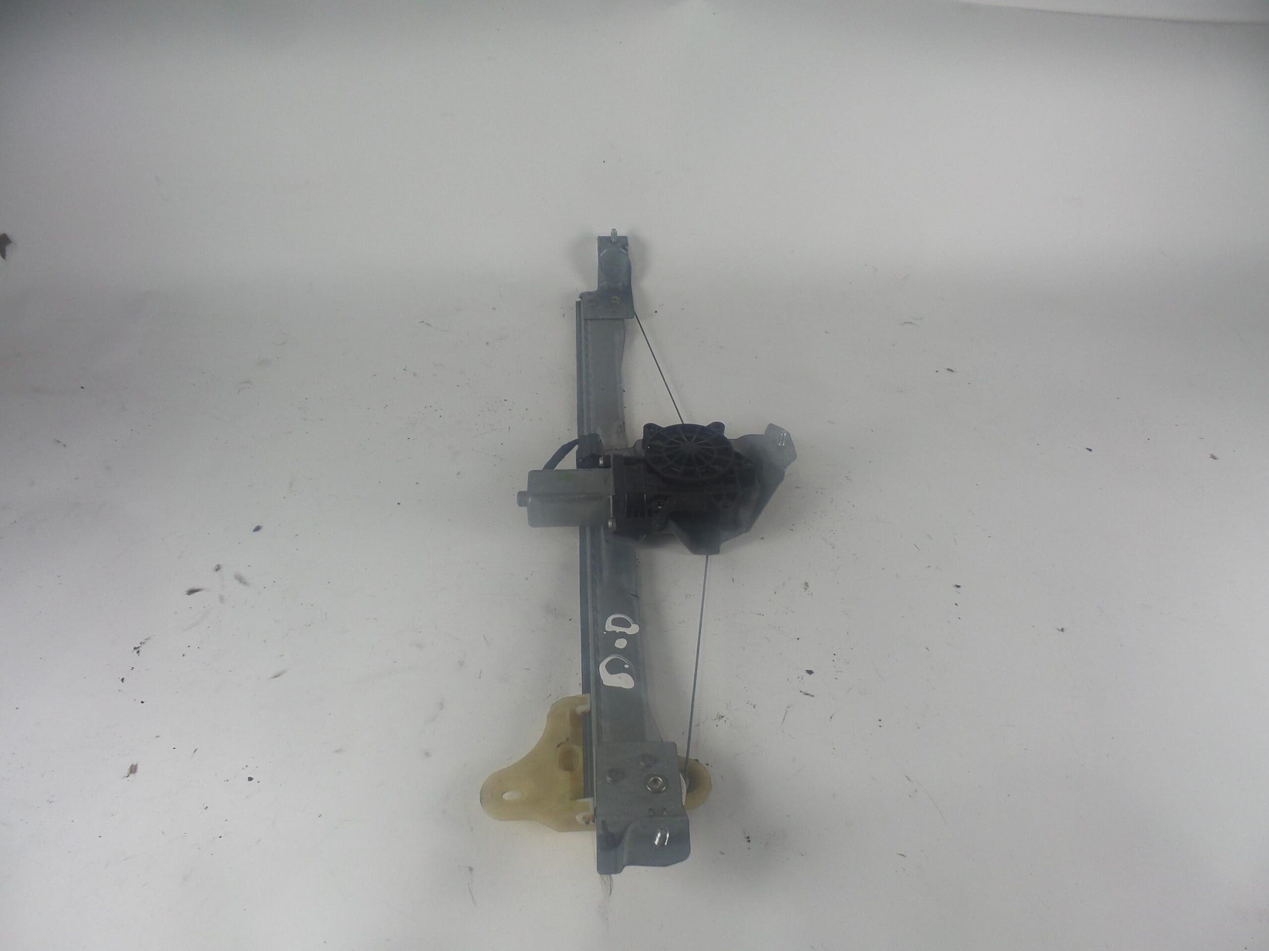 maneta_elevalunas_delantero_derecho_128001471b_renault_megane_iv_hatchback_b9a_m_n_1_3_tce_140_b9nb