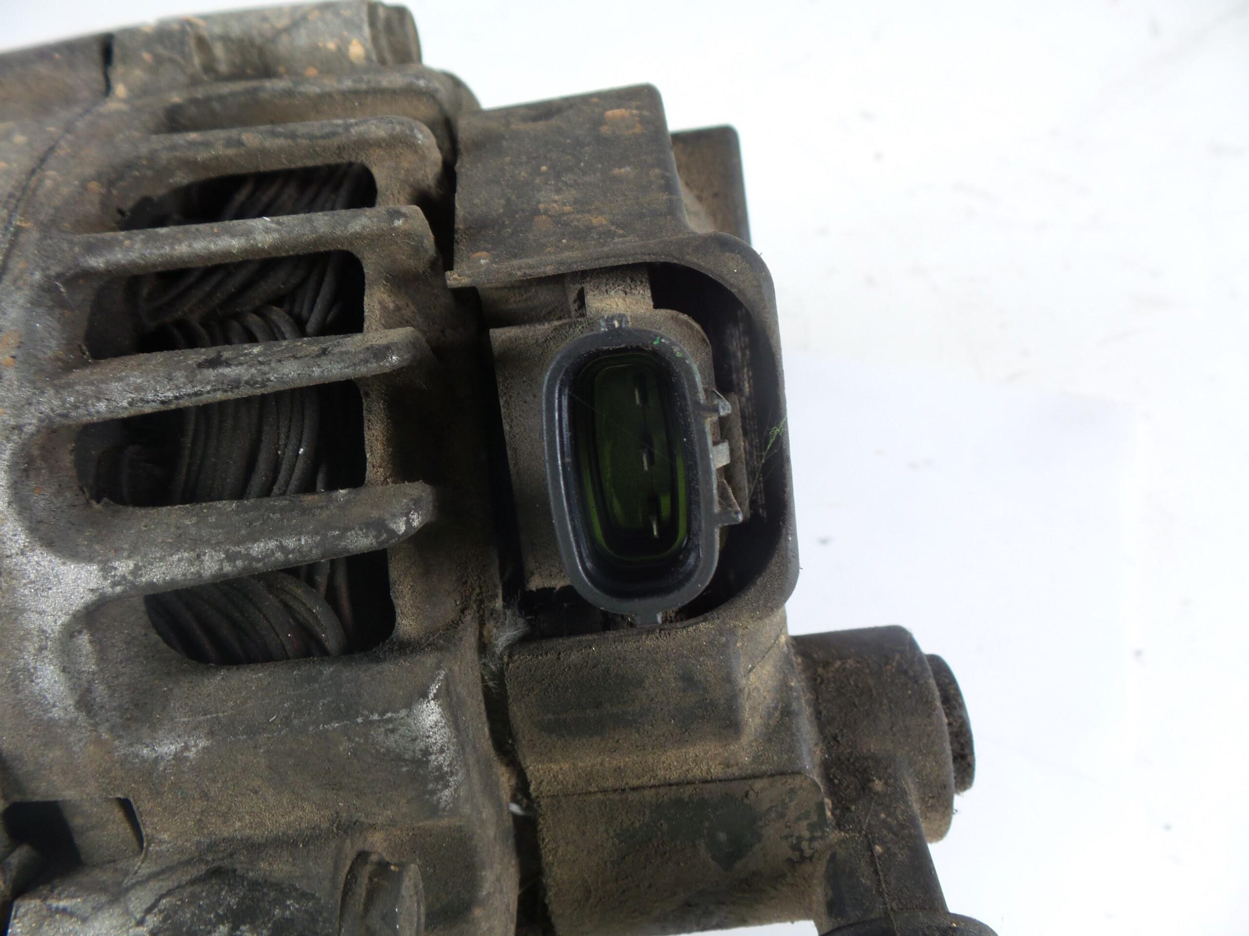 alternador_373002a601_hyundai_i30_fd_1_6_crdi