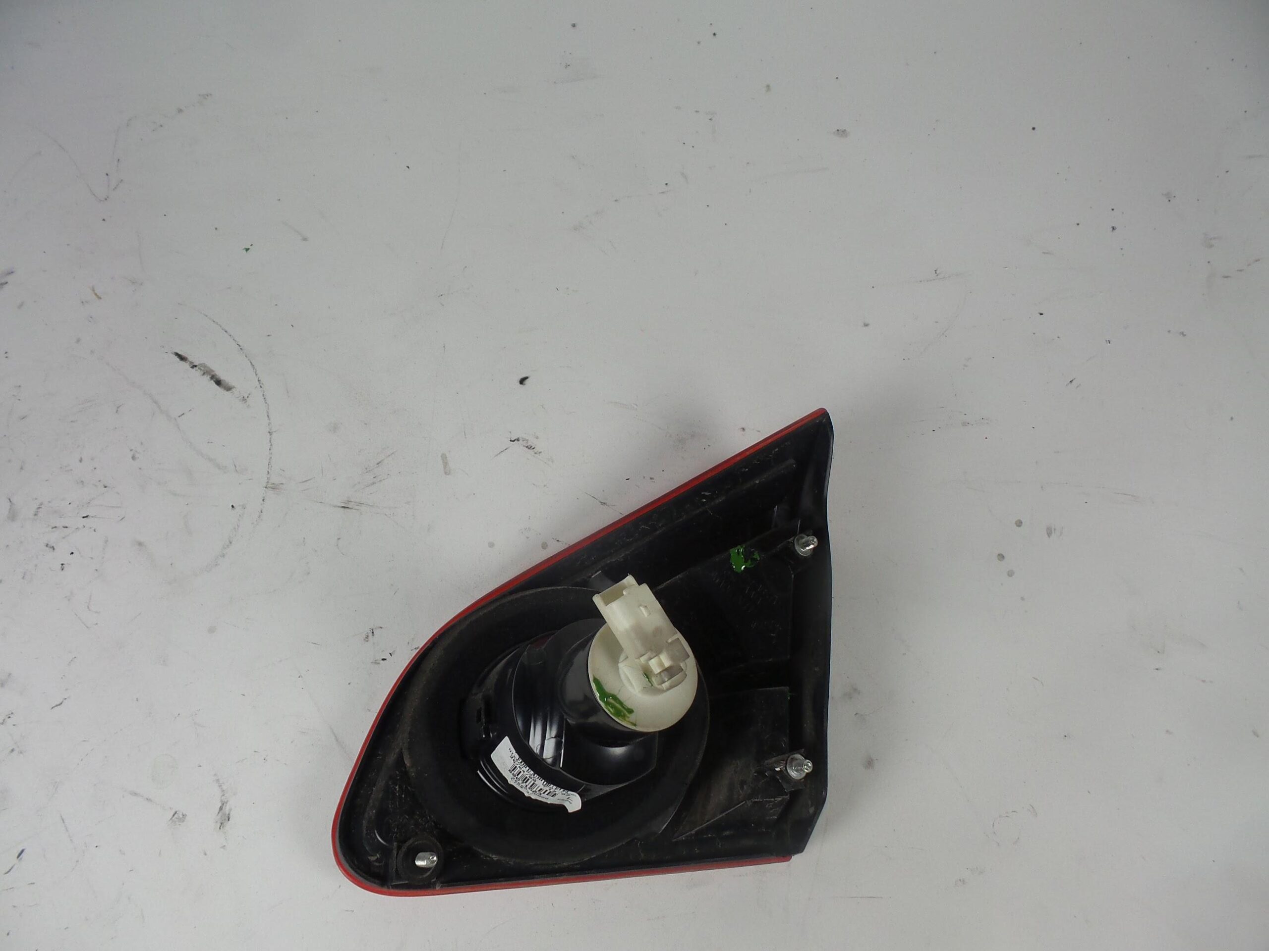 piloto_trasero_izquierdo_interior_26555jd800_nissan_qashqai_i_j10_nj10_2_0_dci_a_las_4_ruedas