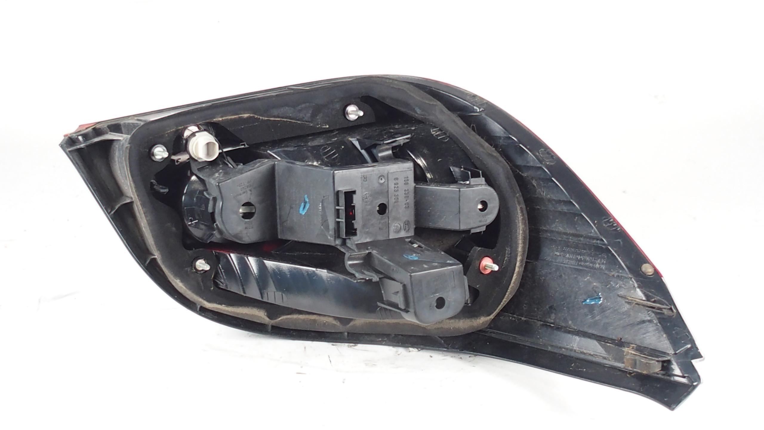 piloto_trasero_derecho_exterior_7165738_bmw_5_e60