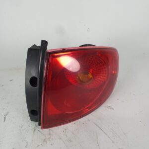 piloto_trasero_derecho_exterior_5p0945112b_seat_altea