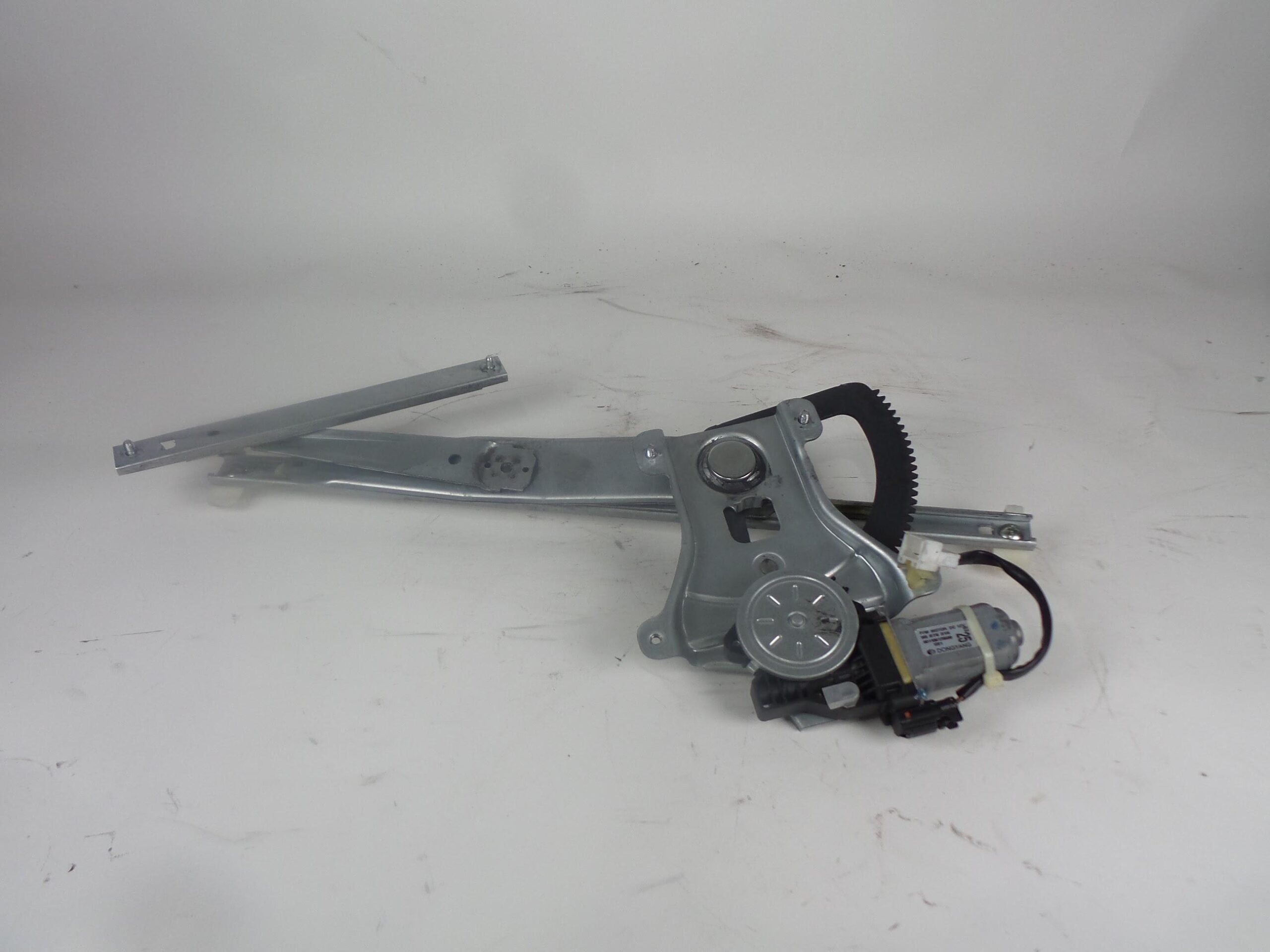 maneta_elevalunas_delantero_izquierdo_001100170500_chevrolet_aveo_kalos_sedan_t250_t255_1_2