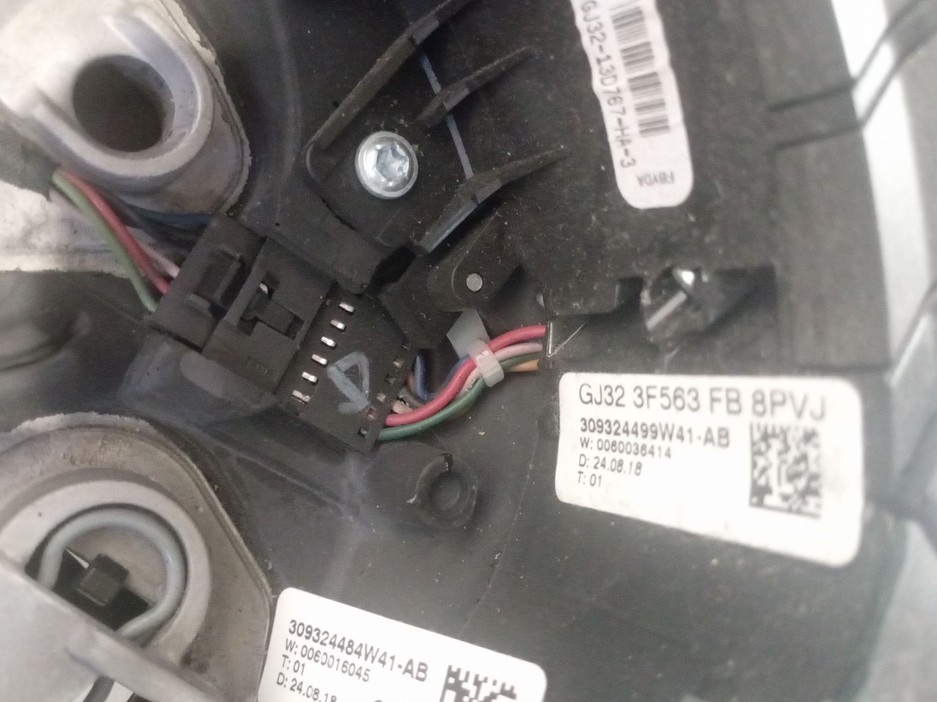 volante_gj323f563fb_land_rover_range_rover_evoque_l538_2_0_d_4x4