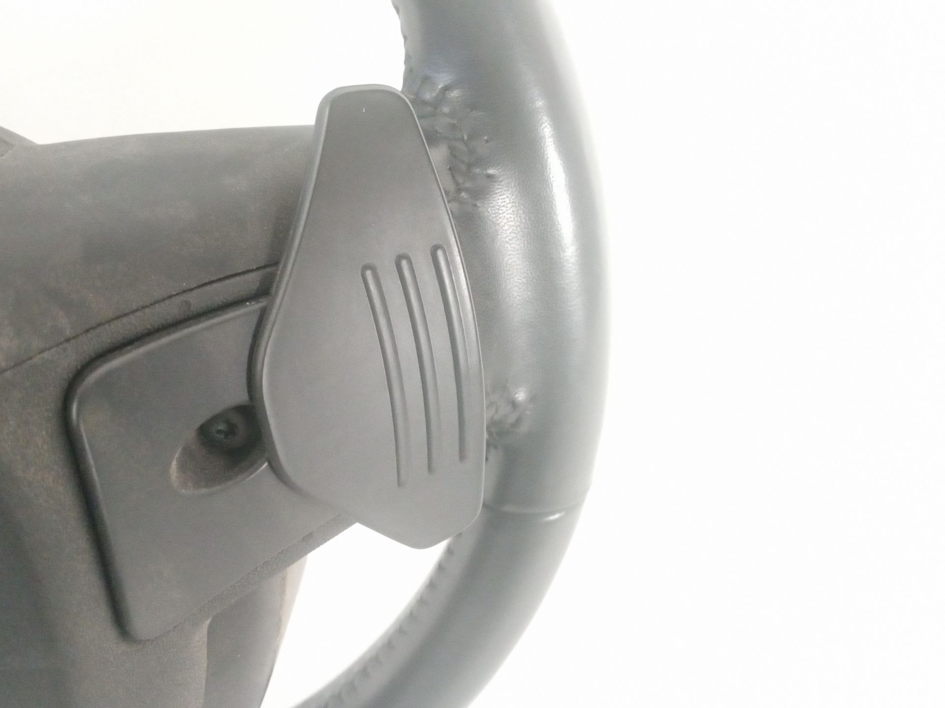 volante_gj323f563fb_land_rover_range_rover_evoque_l538_2_0_d_4x4