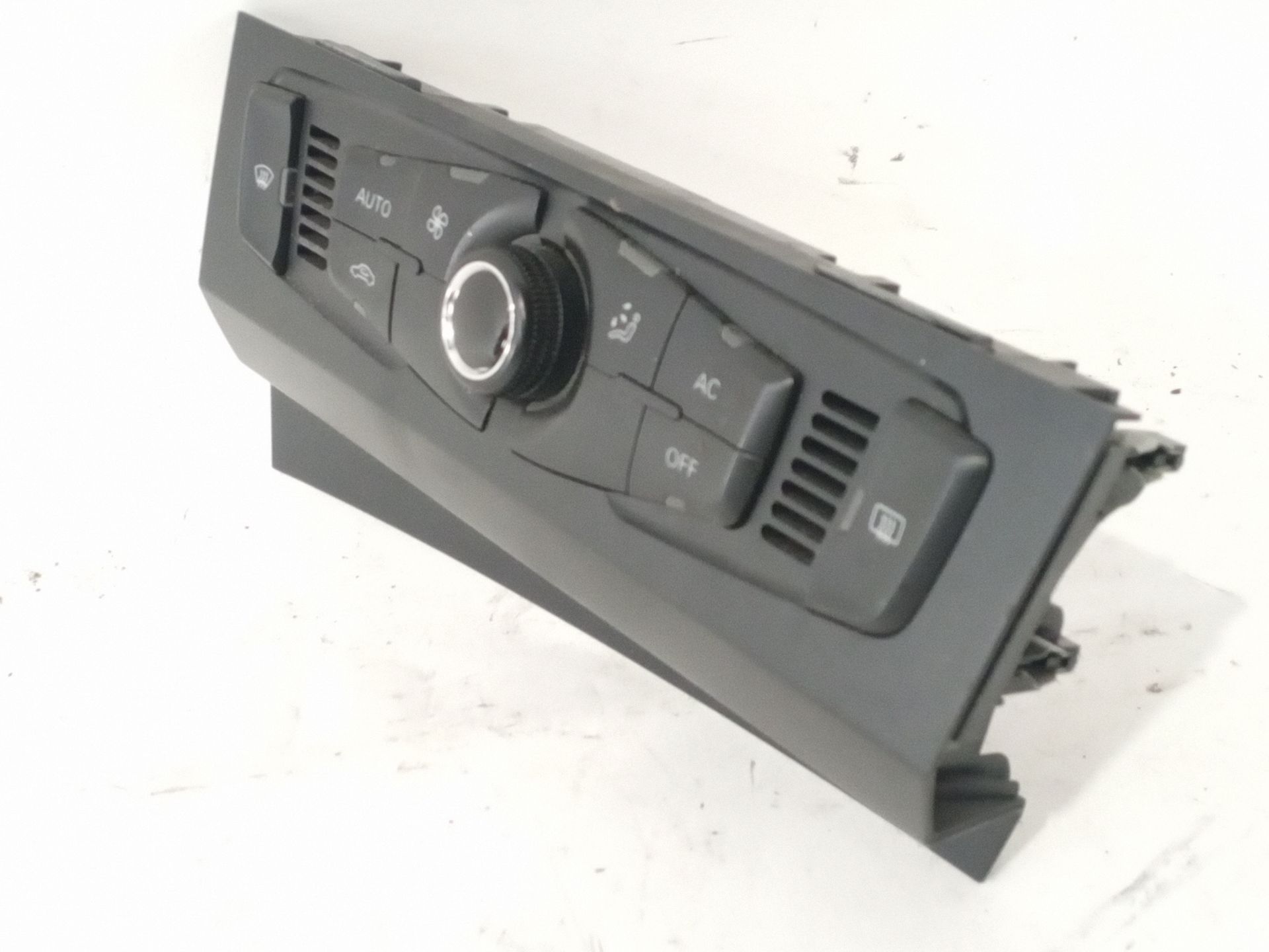 mando_climatizador_8t1820043t_a2c53307430_audi_a4_b8_8k2_2_7_tdi