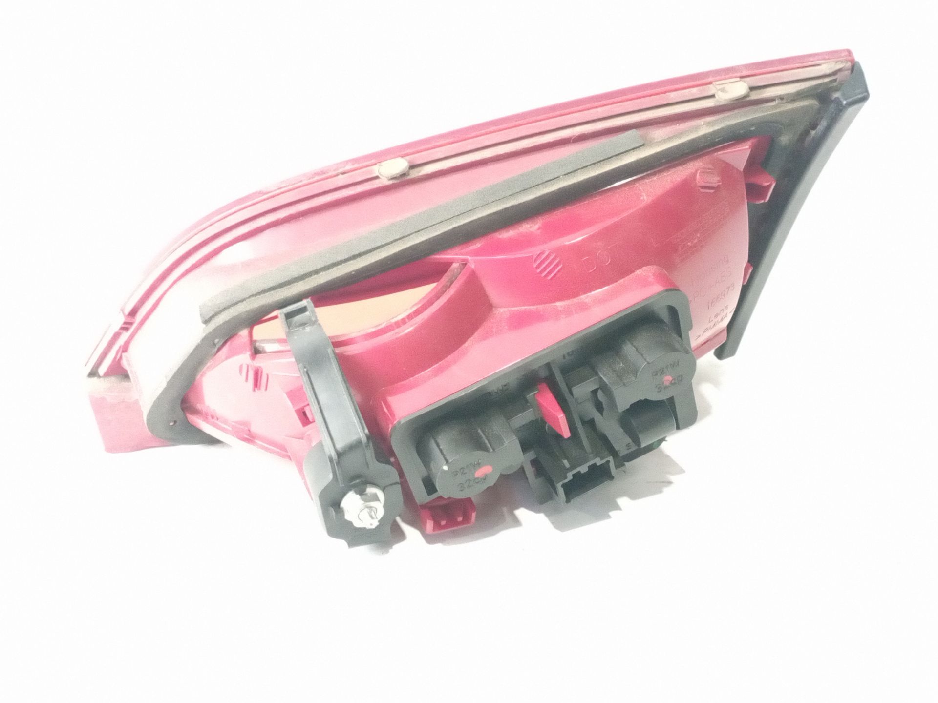 piloto_trasero_izquierdo_interior_8k5945093d_audi_a4_b8_8k2_2_7_tdi