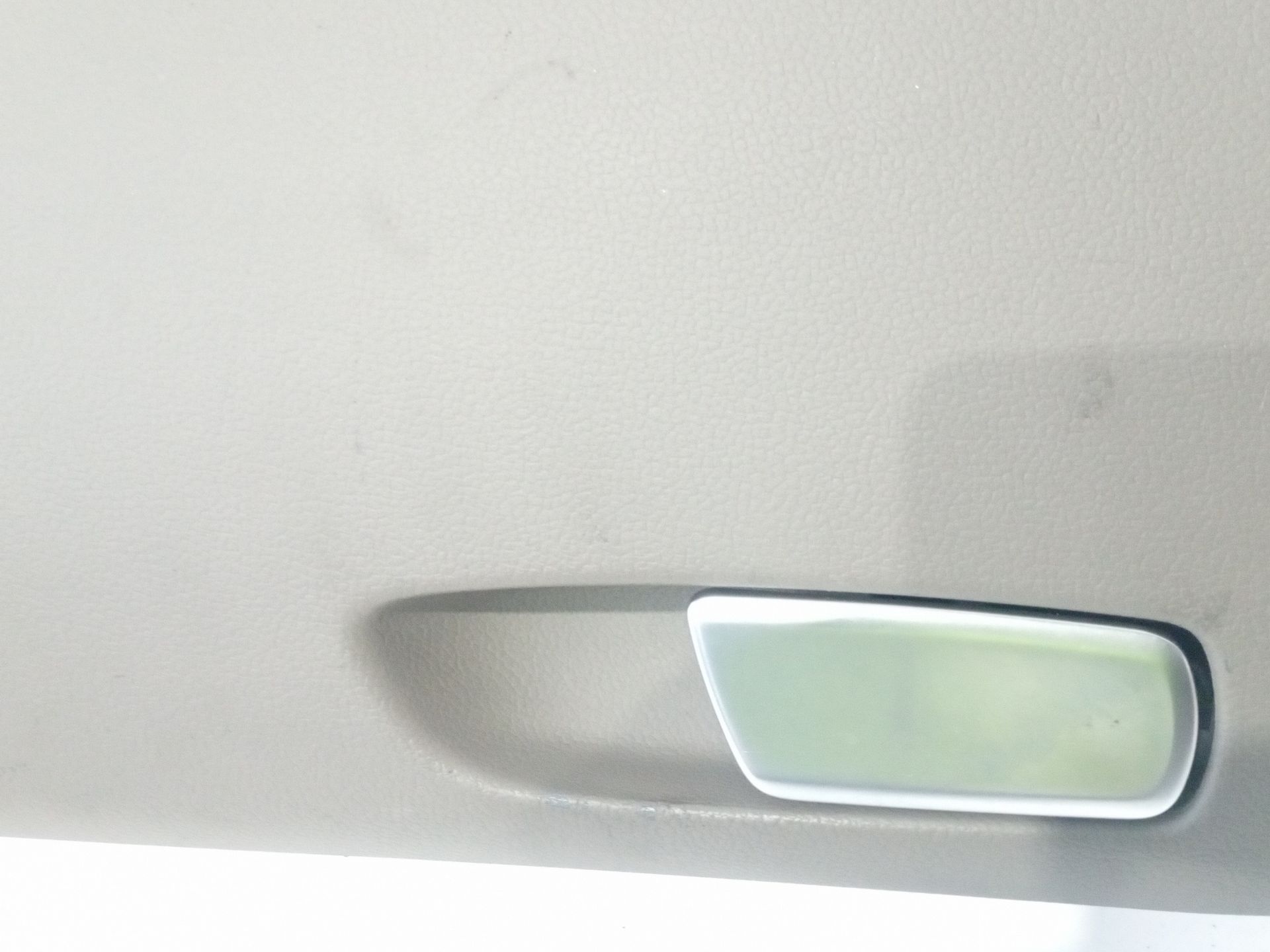 guantera_8k1857035a_audi_a4_b8_8k2_2_7_tdi