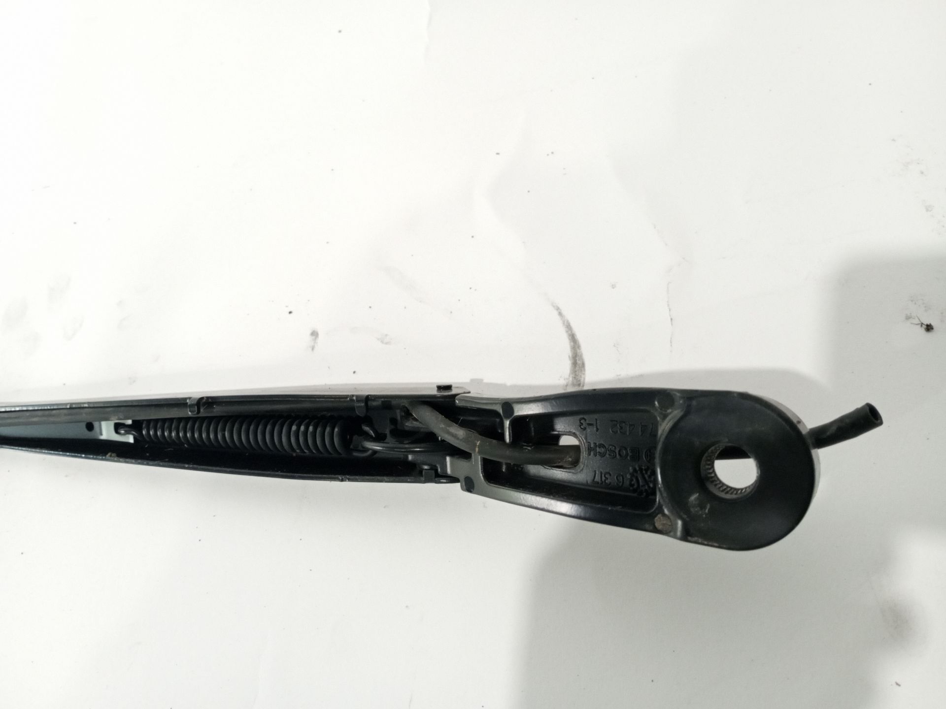 brazo_limpia_delantero_derecho_9610664980_ds_ds_7_crossback_j4_jr_jc_2_0_bluehdi_180_jjehzr