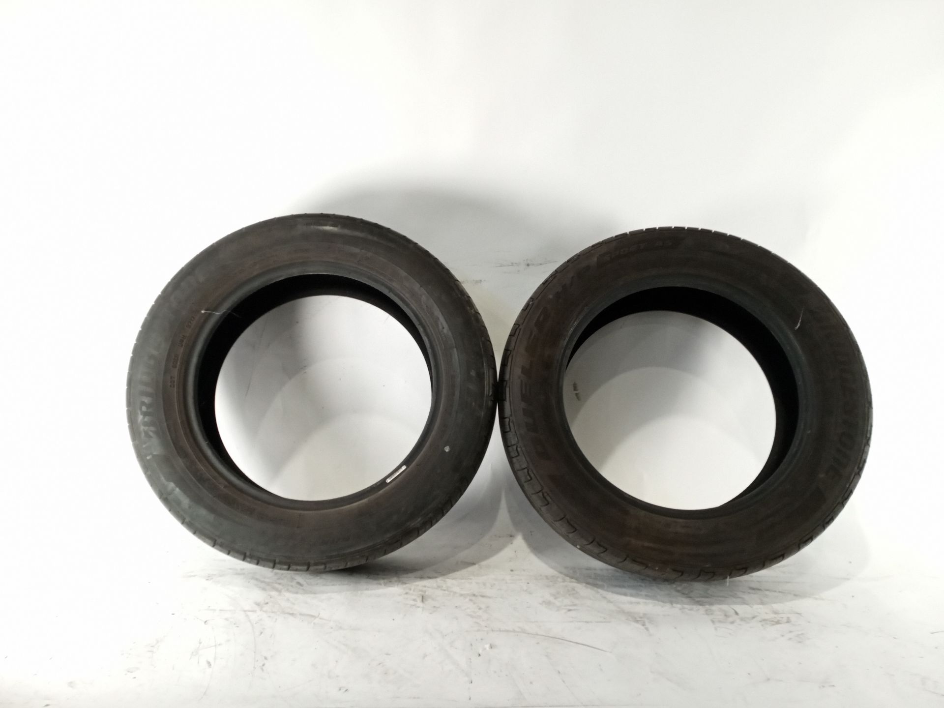 pareja_neumaticos_215_60r17_96h_0717_neumatico_neumatico_reciclado