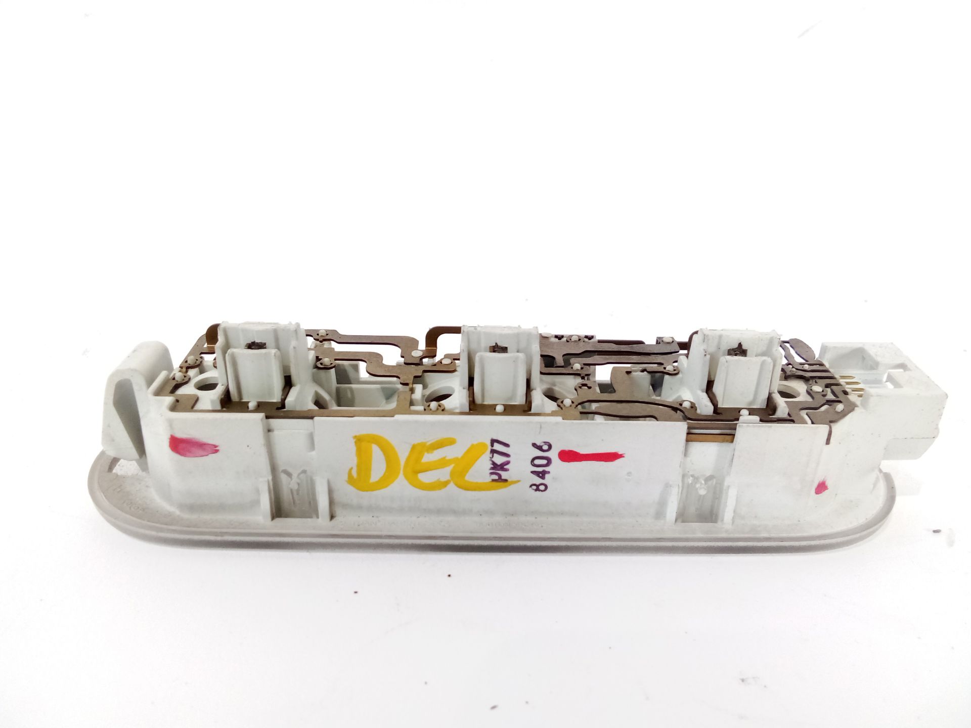 luz_interior_pk778406_nissan_qashqai_i_j10_nj10_2_0