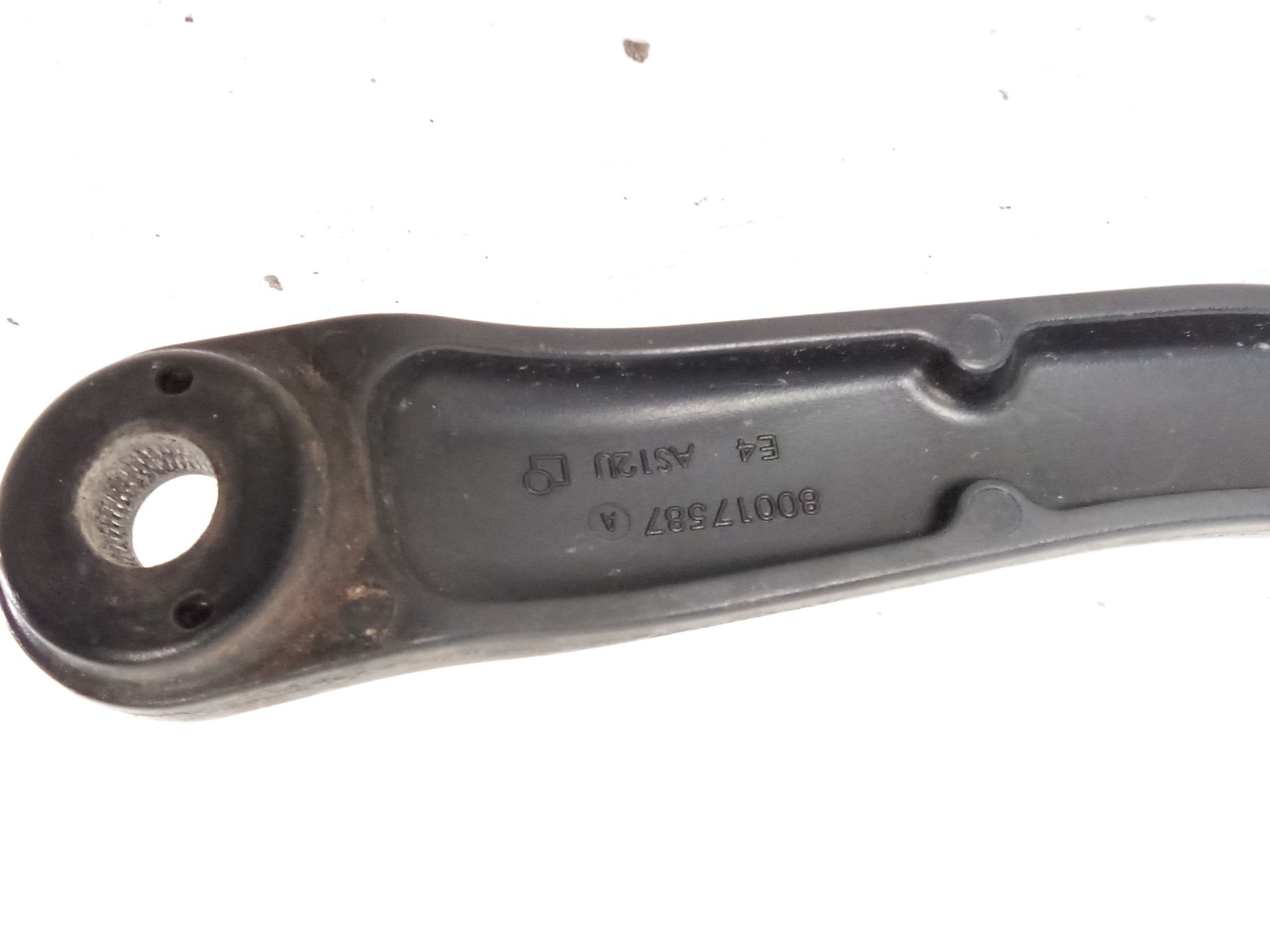 brazo_limpia_delantero_izquierdo_80017587_nissan_qashqai_i_j10_nj10_2_0