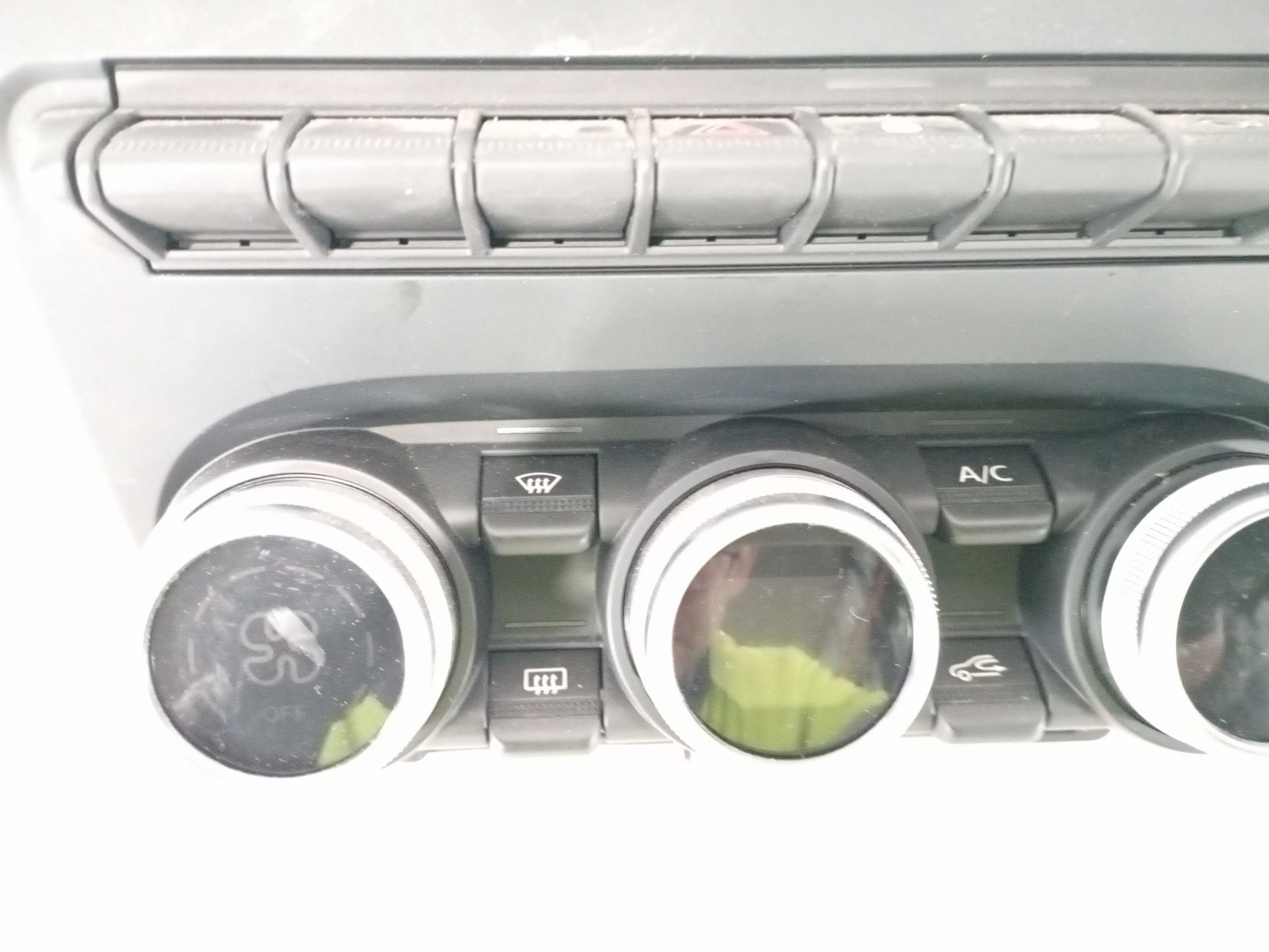 mando_climatizador_275100936r_renault_captur_ii_hf_blue_dci_115_hfad