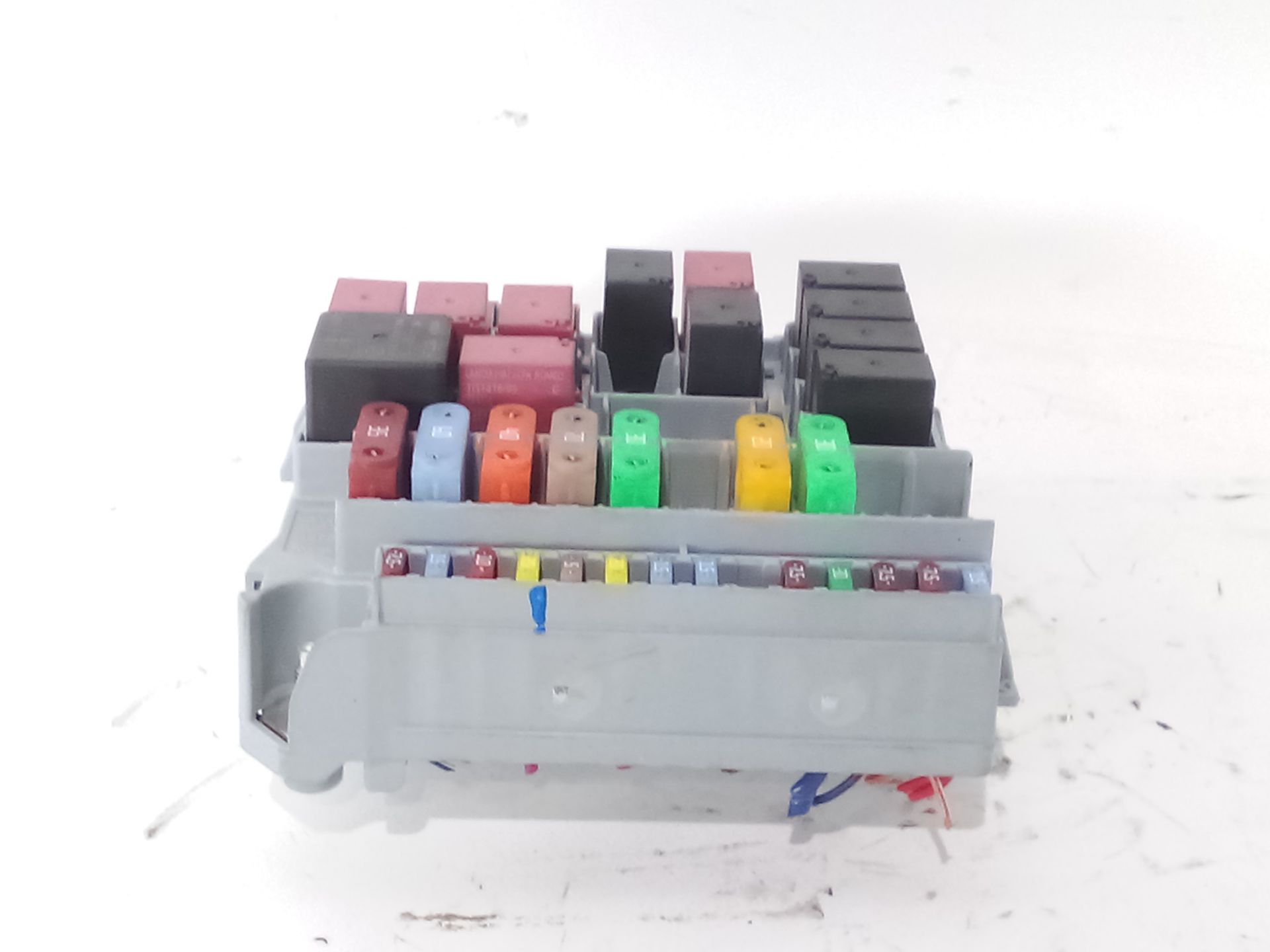 caja_reles_fusibles_51905216_fiat_500