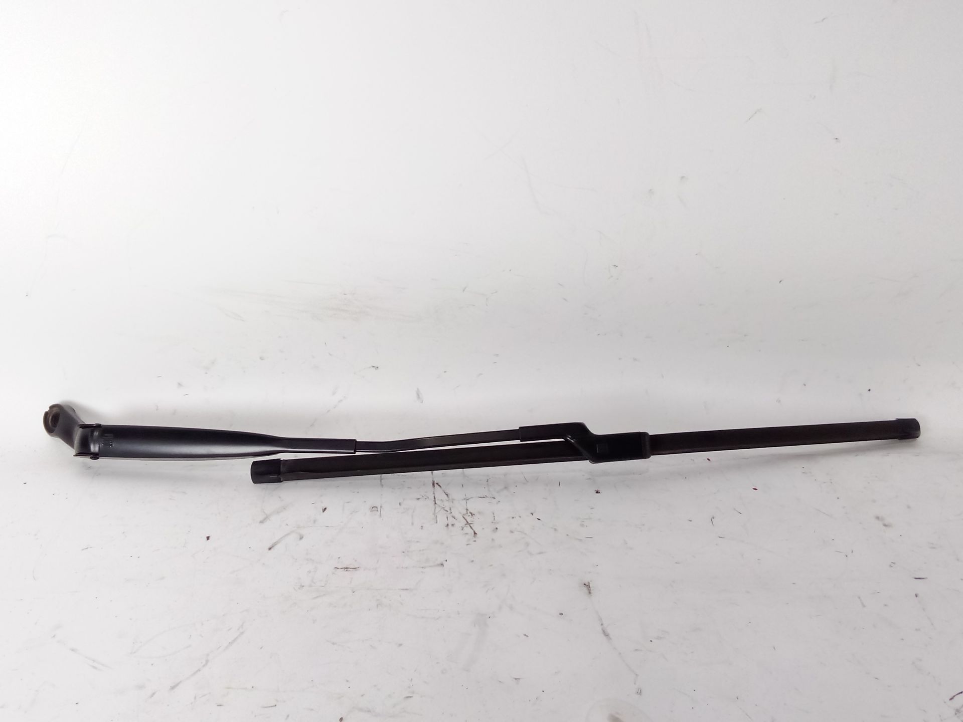 brazo_limpia_delantero_izquierdo_312g_sx_fiat_500