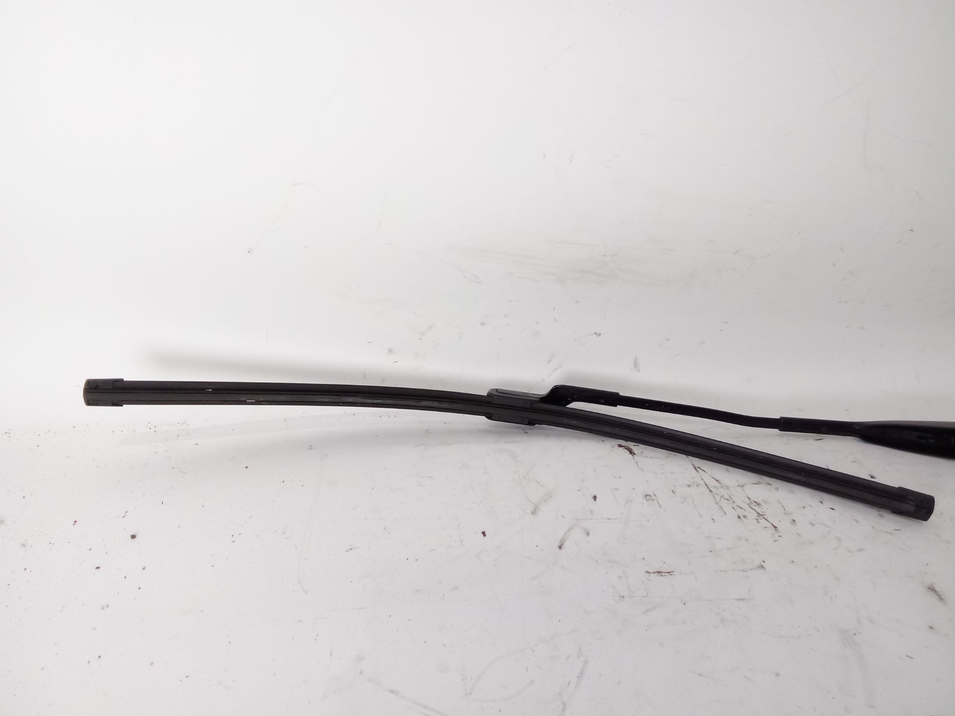 brazo_limpia_delantero_izquierdo_312g_sx_fiat_500