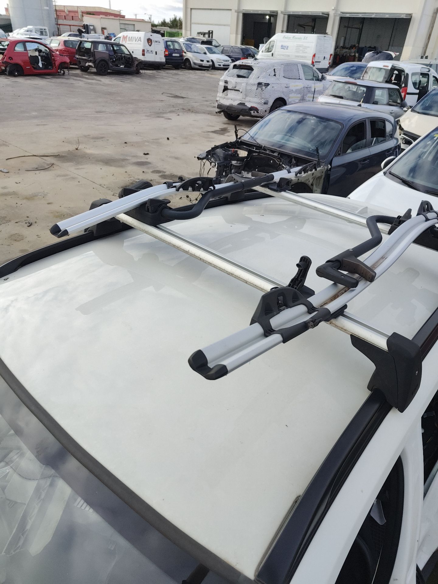 techo_41002993320_blanco_alpinweiss_3_300_bmw_x1_e84_sdrive_18_d