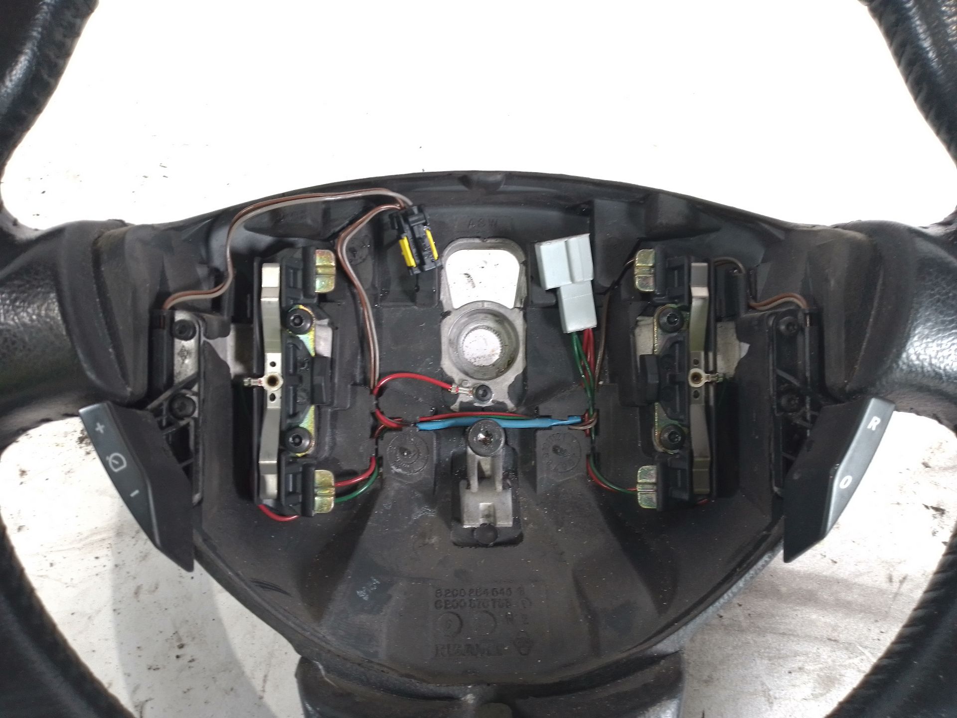 volante_8200376753_renault_espace_iv_jk0_1_3_5_v6_jk00_jk0f_jk0p_jk0s_jk0w