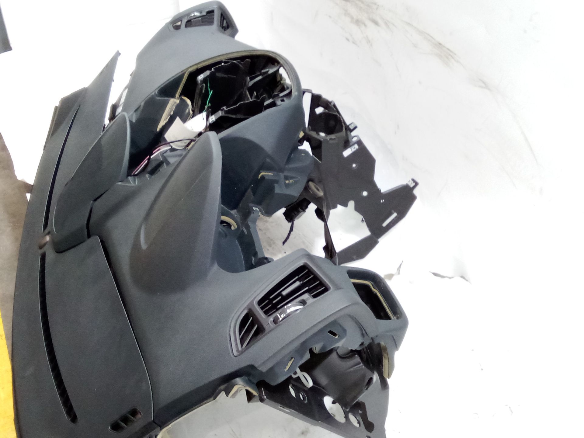 salpicadero_am5118470gc38c5_am51r04305ek1fi4_ford_c_max_ii_dxa_cb7_dxa_ceu_1_6_tdci