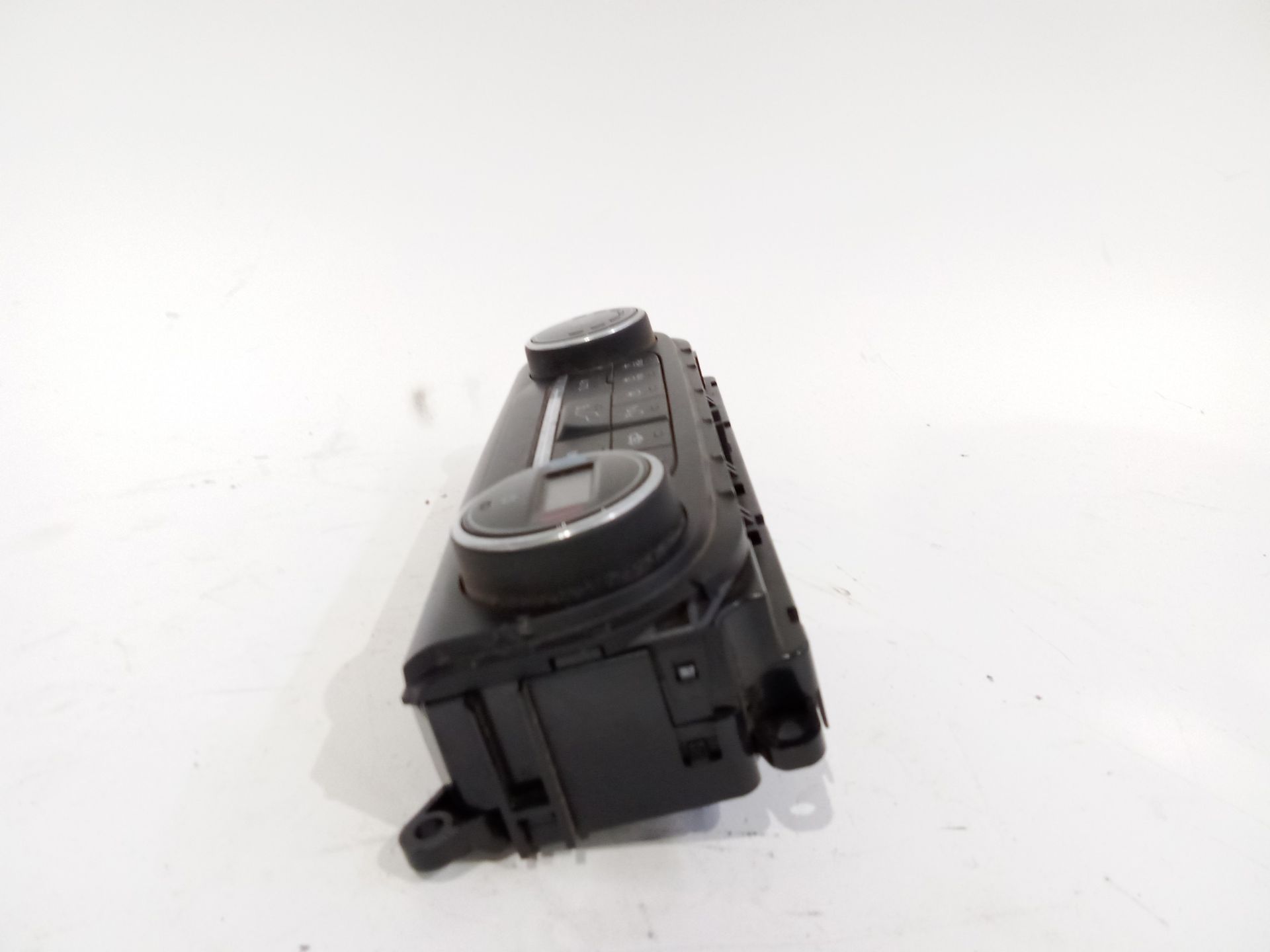 mando_climatizador_h1bt18c612al_ford_fiesta_vii_hj_hf_1_5_tdci