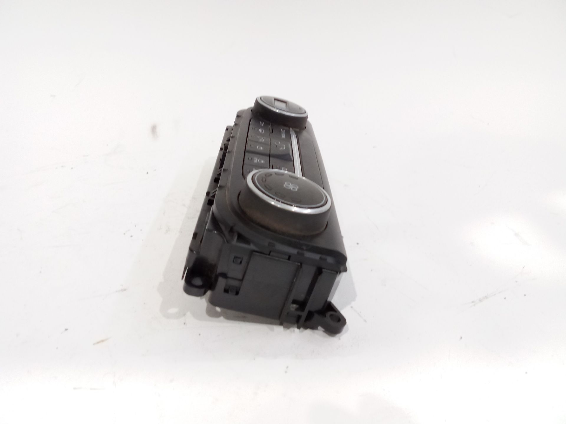 mando_climatizador_h1bt18c612al_ford_fiesta_vii_hj_hf_1_5_tdci