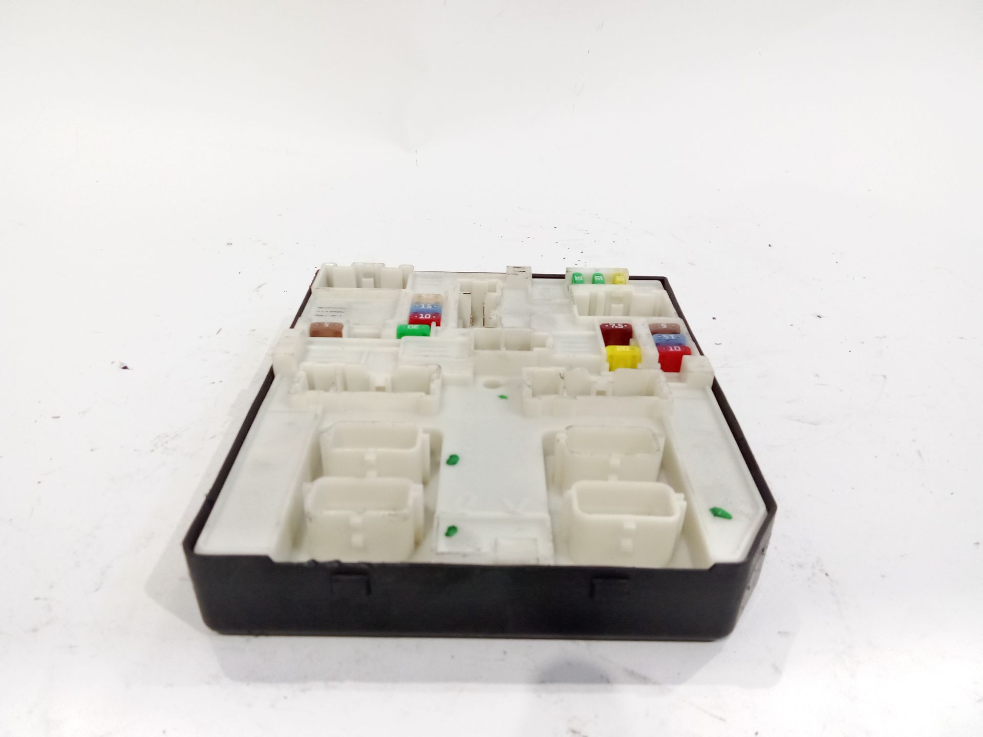 caja_reles_fusibles_284b62069r_renault_scenic_iii_jz0_1_1_5_dci