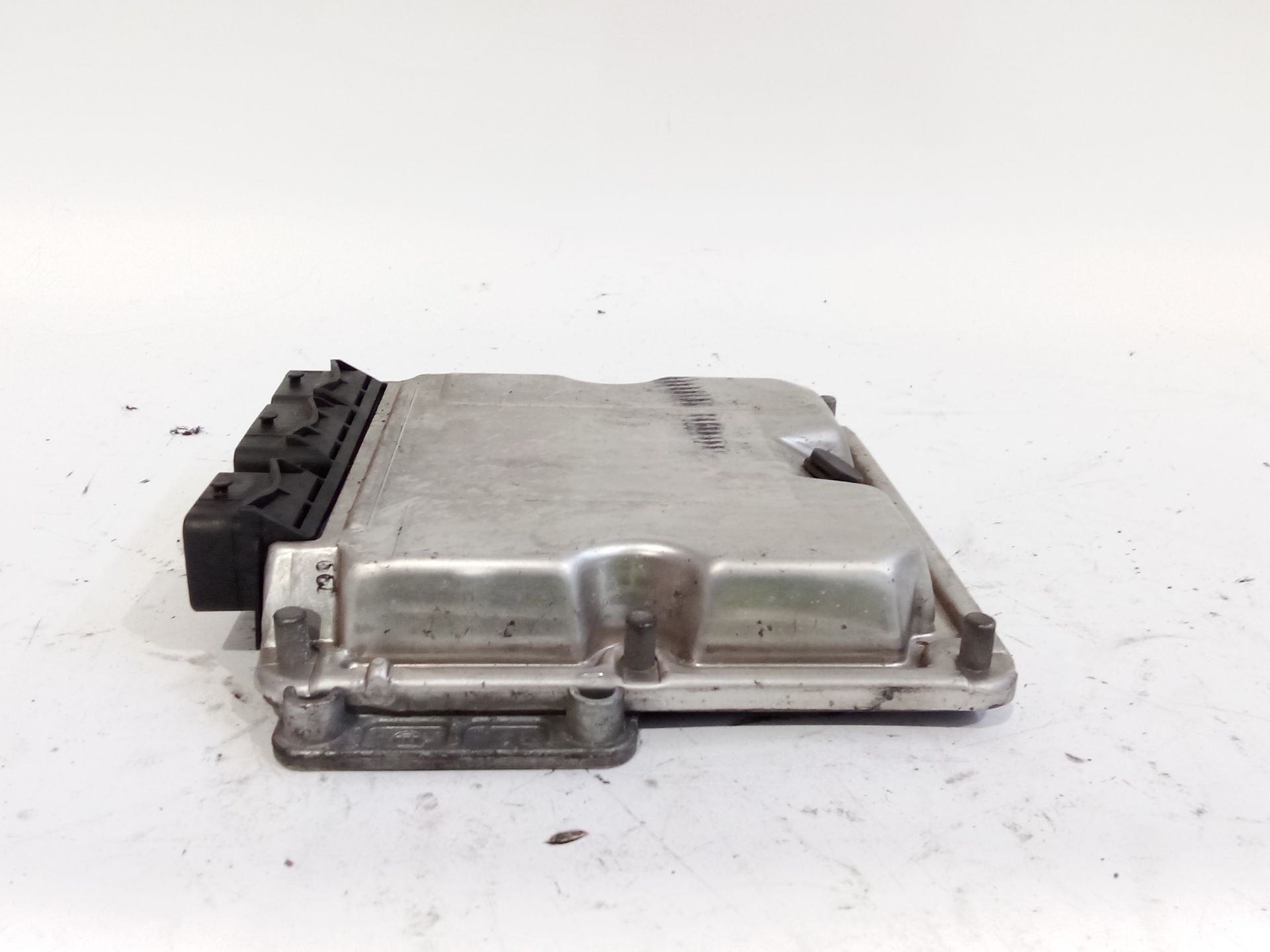 centralita_motor_uce_0281011084_citr_n_xsara_picasso_n68_2_0_hdi